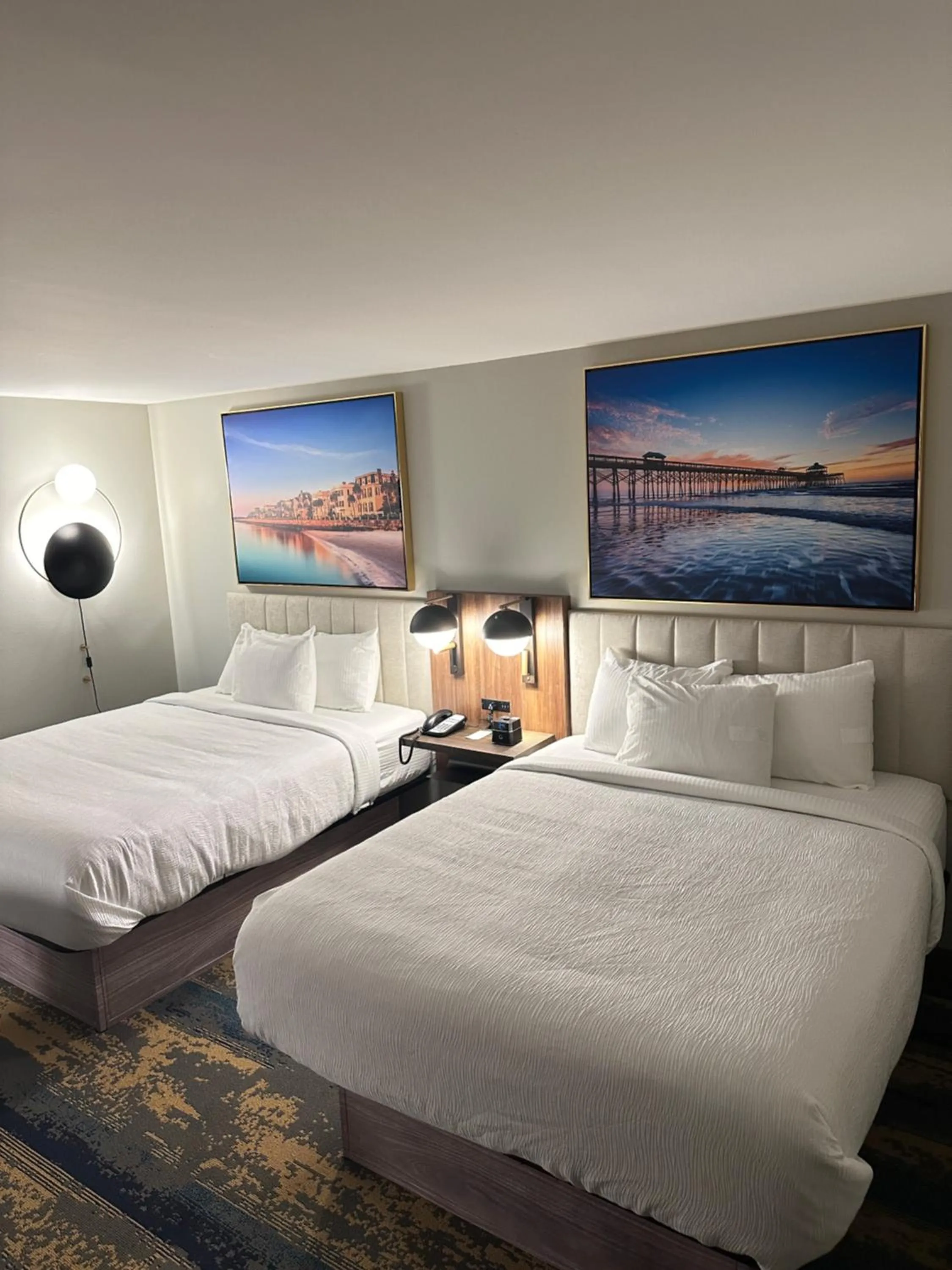 Bed in La Quinta Inn by Wyndham Columbia NE Fort Jackson