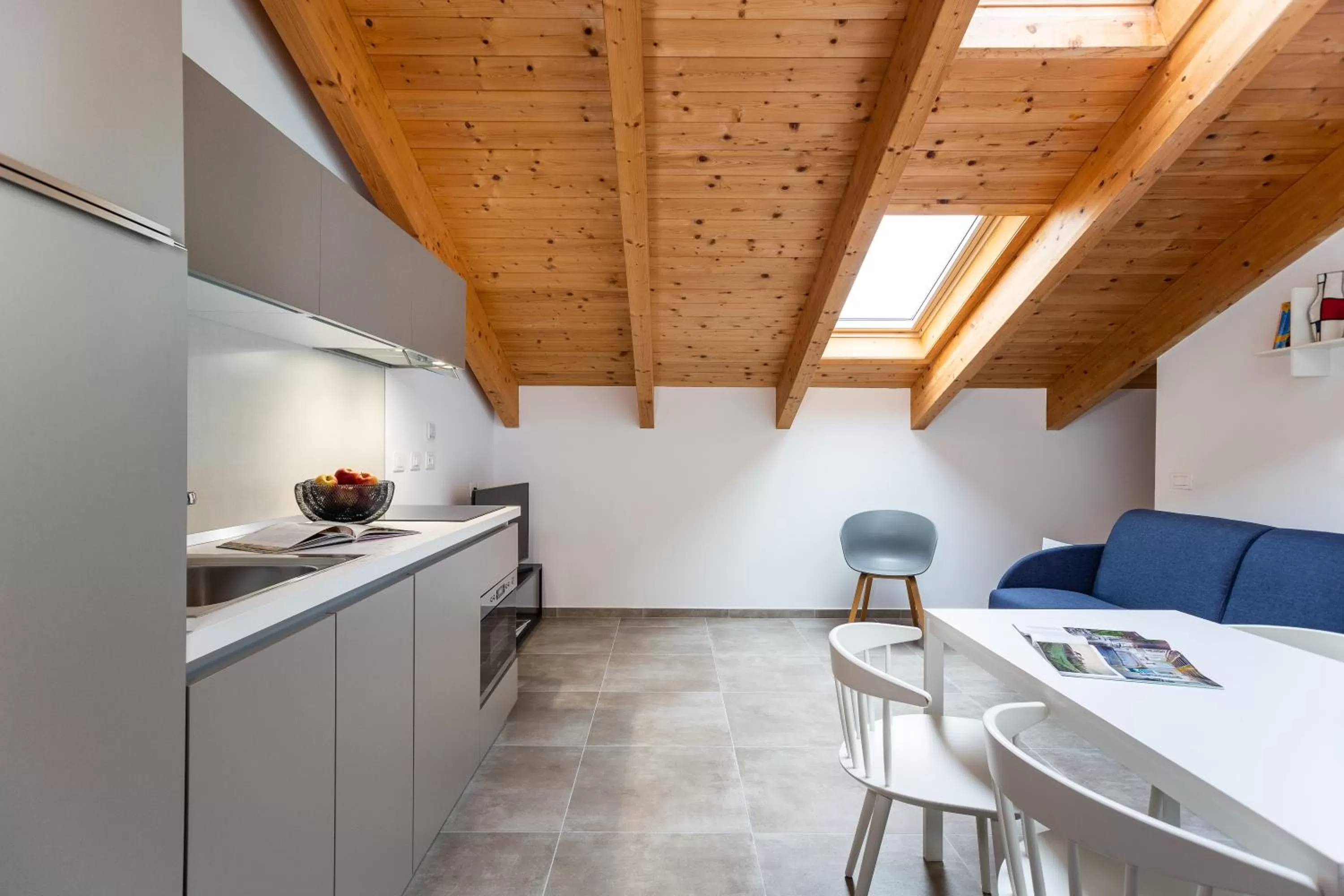 Kitchen or kitchenette in Aurum Aparthotels Pianell 10