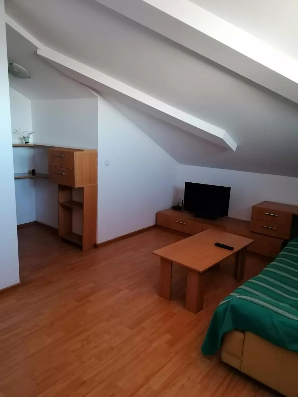 TV and multimedia, TV/Entertainment Center in Villa Edera Residence - Gazda Profesionista