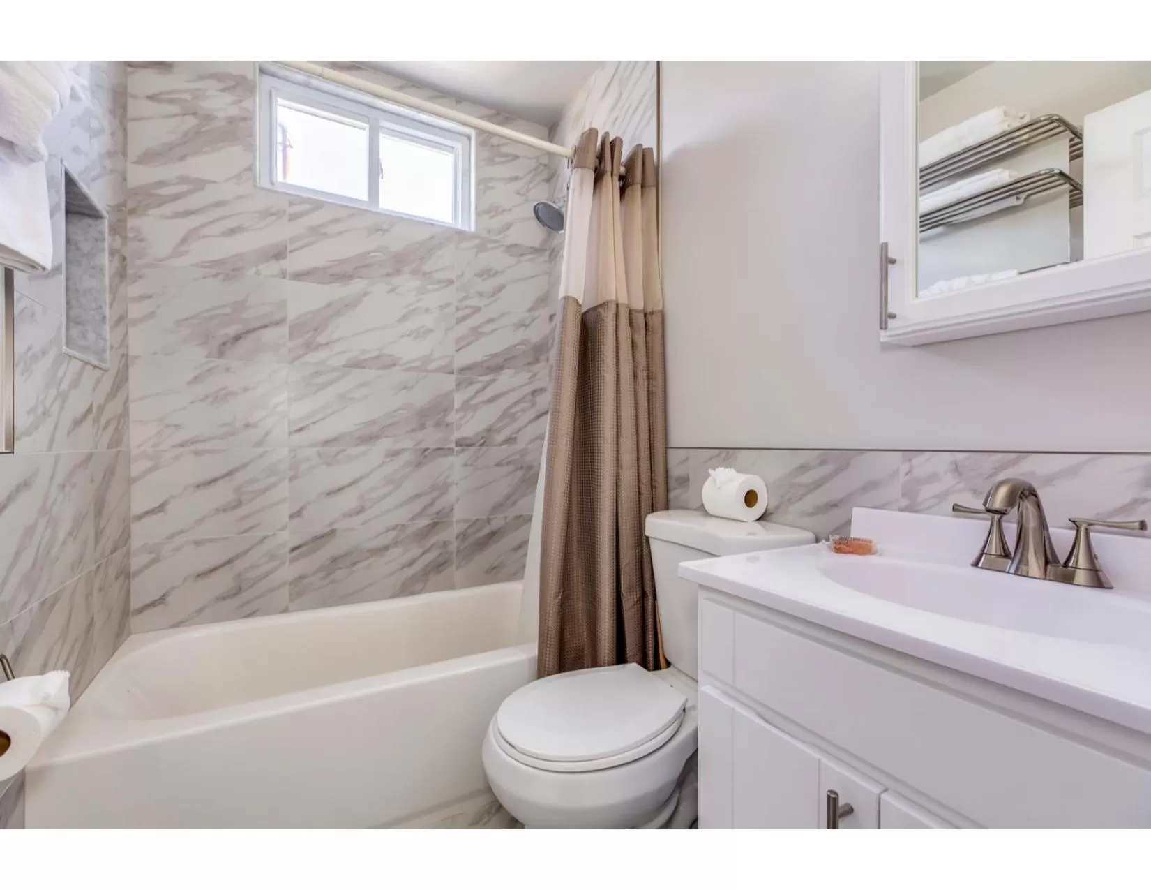 Colonial Shores Resort