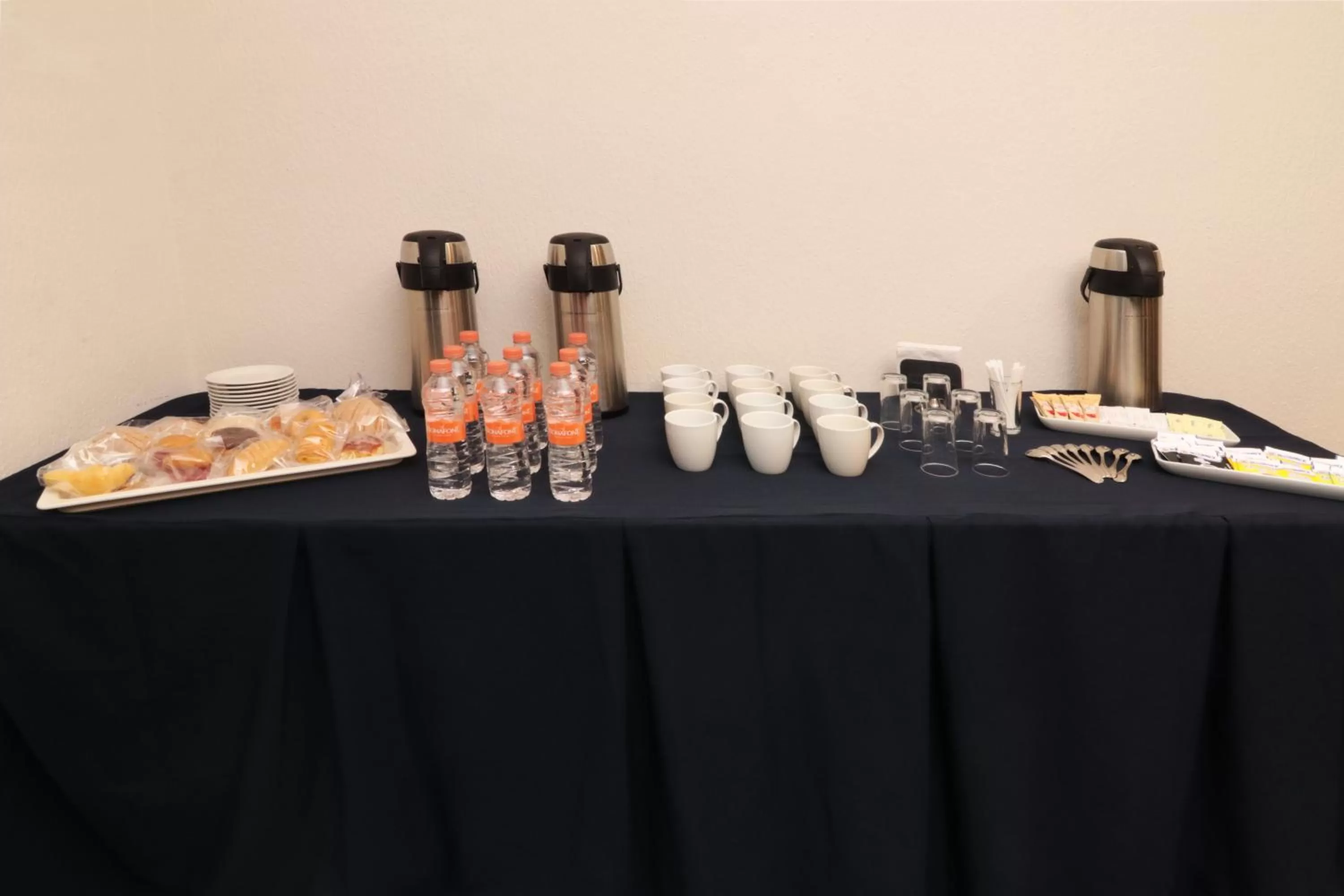 Meeting/conference room in Holiday Inn Express San Luis Potosí by IHG