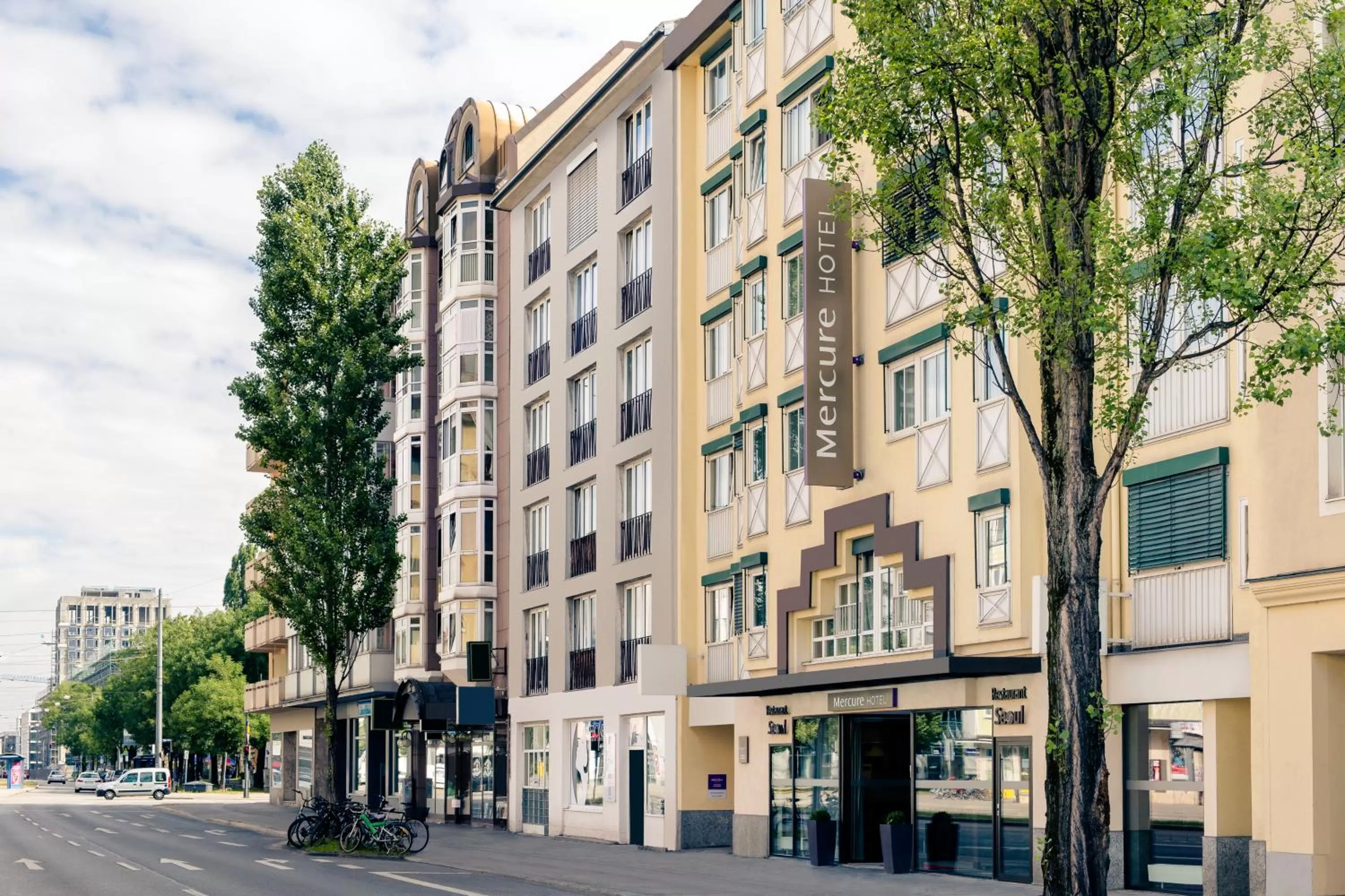 Property building in Mercure München City Schwabing