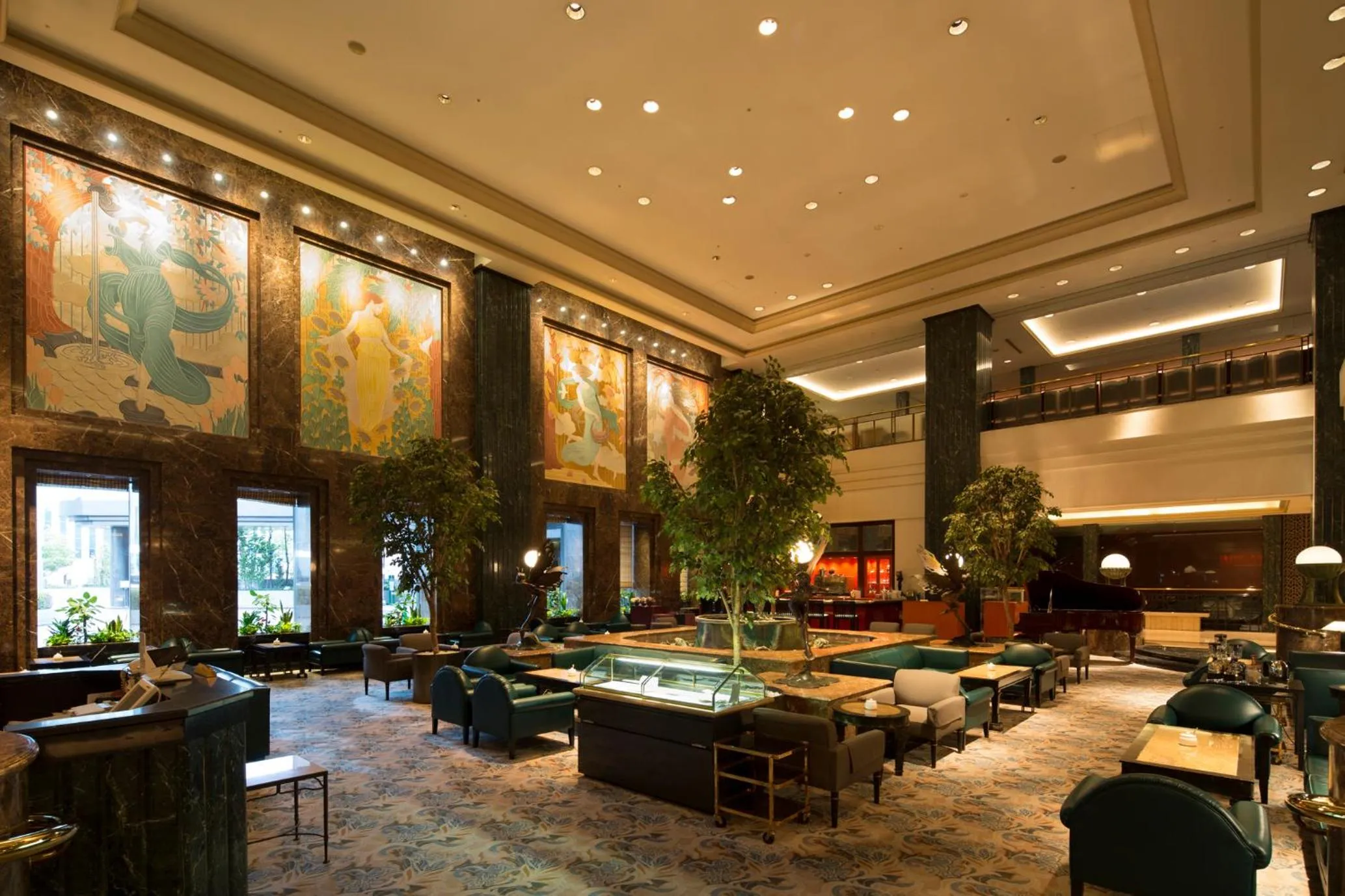 Lounge or bar in Hotel East 21 Tokyo