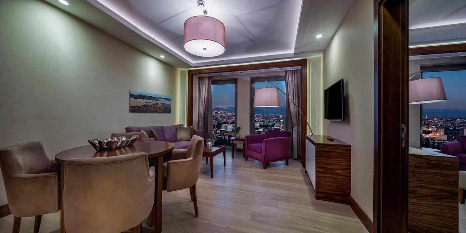 Living room in Doubletree By Hilton Istanbul Topkapi