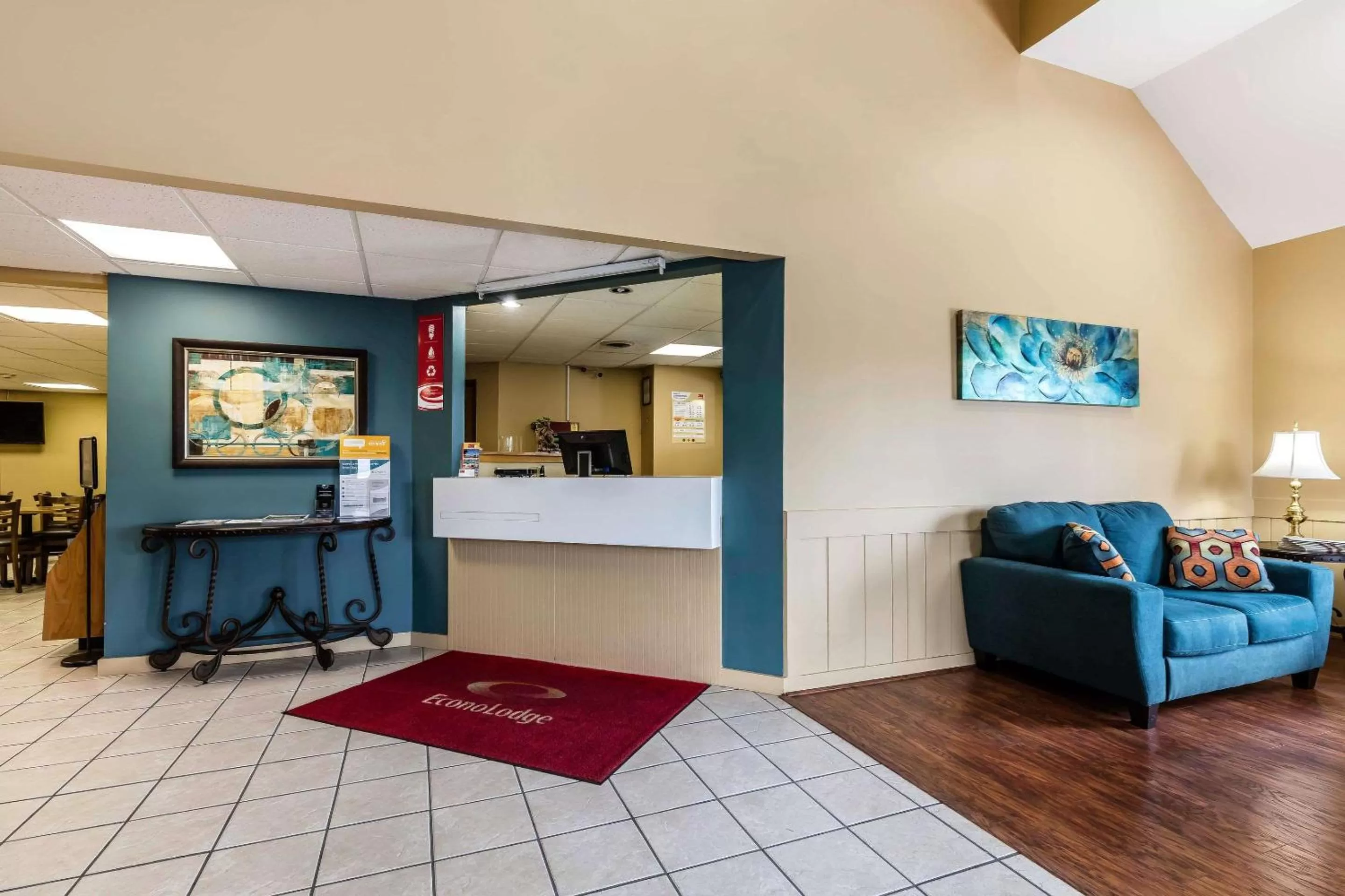 Lobby or reception in Econo Lodge Inn & Suites Dickson