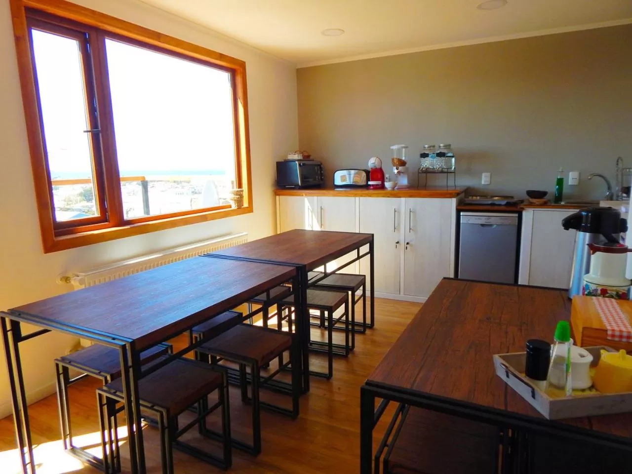 Dining area in Hostal Buenavista Patagonia