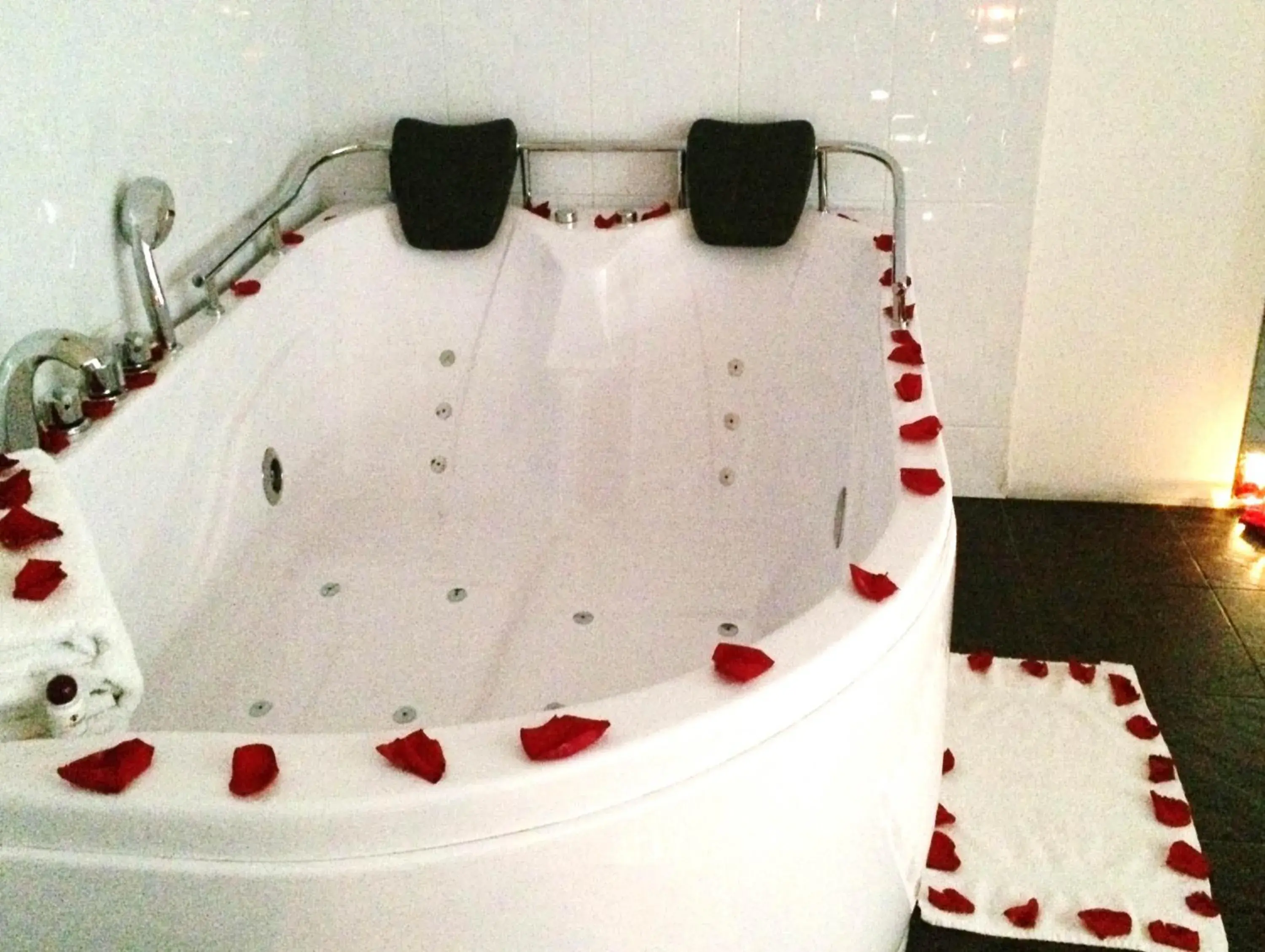 King Suite with Spa Bath in Hotel Boutique Embajada de la Feria King Suite with Spa Bath in Hotel Boutique Embajada de la Feria