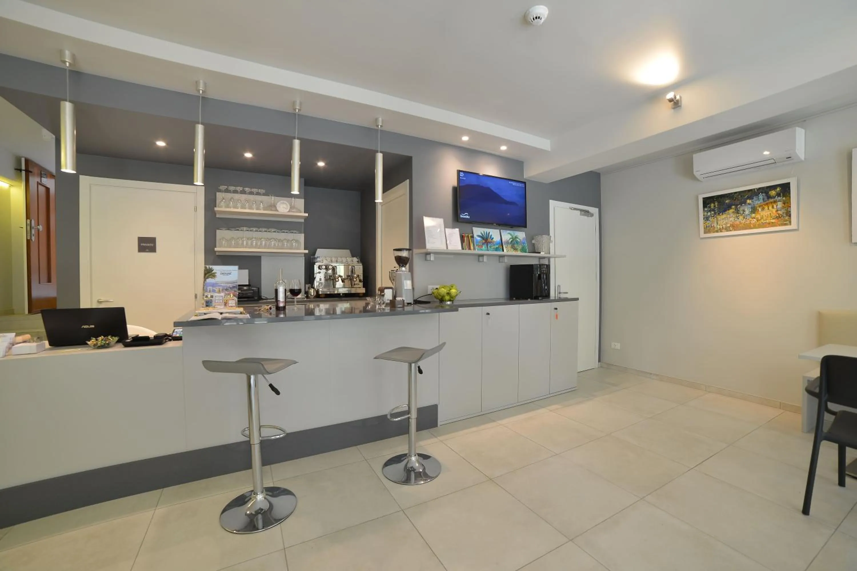 Breakfast in Hotel Villa MIKI