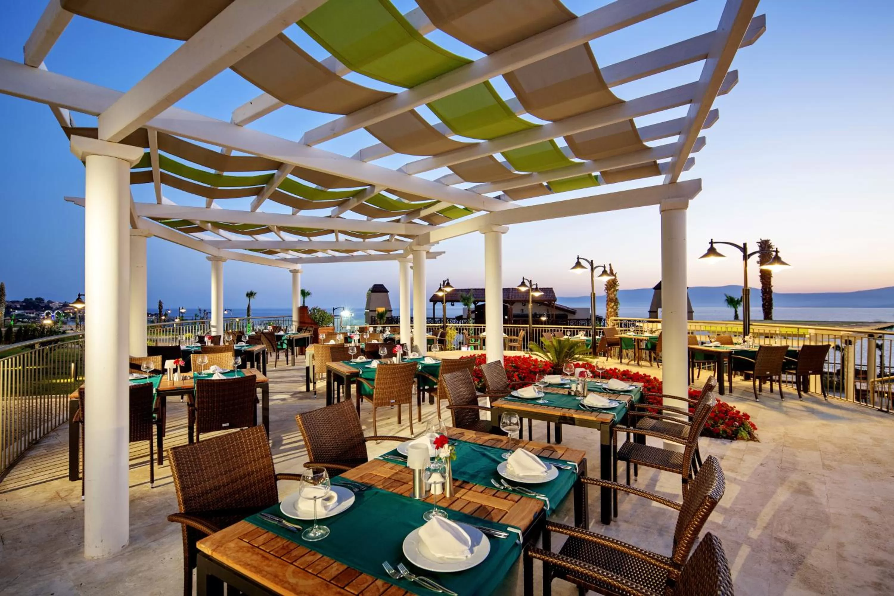 Restaurant/places to eat in Royal Teos Thermal Resort Clinic & Spa - Halal Hotel