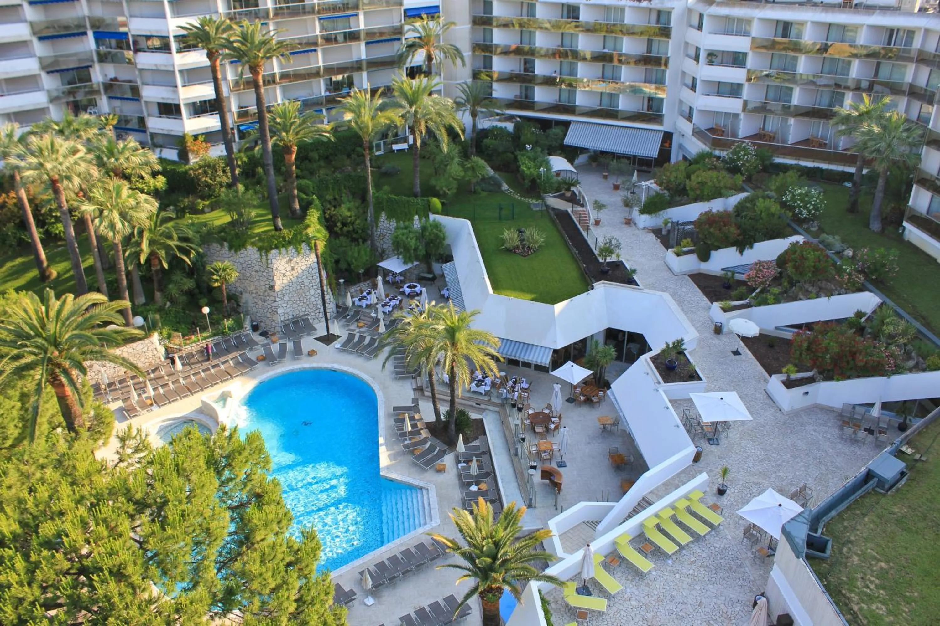 Bird's eye view in Hotel Cannes Montfleury