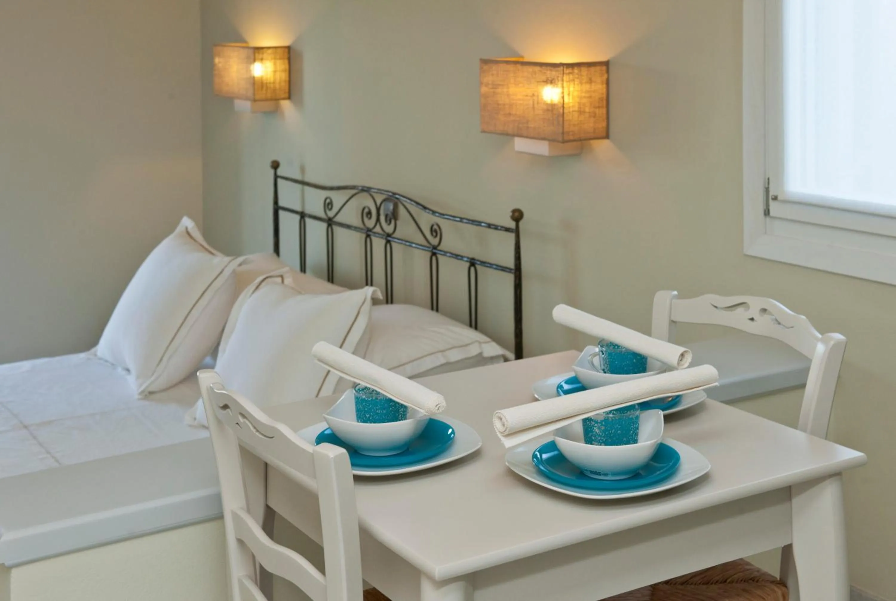 Bedroom, Bed in Ammos Naxos Exclusive Apartments & Studios