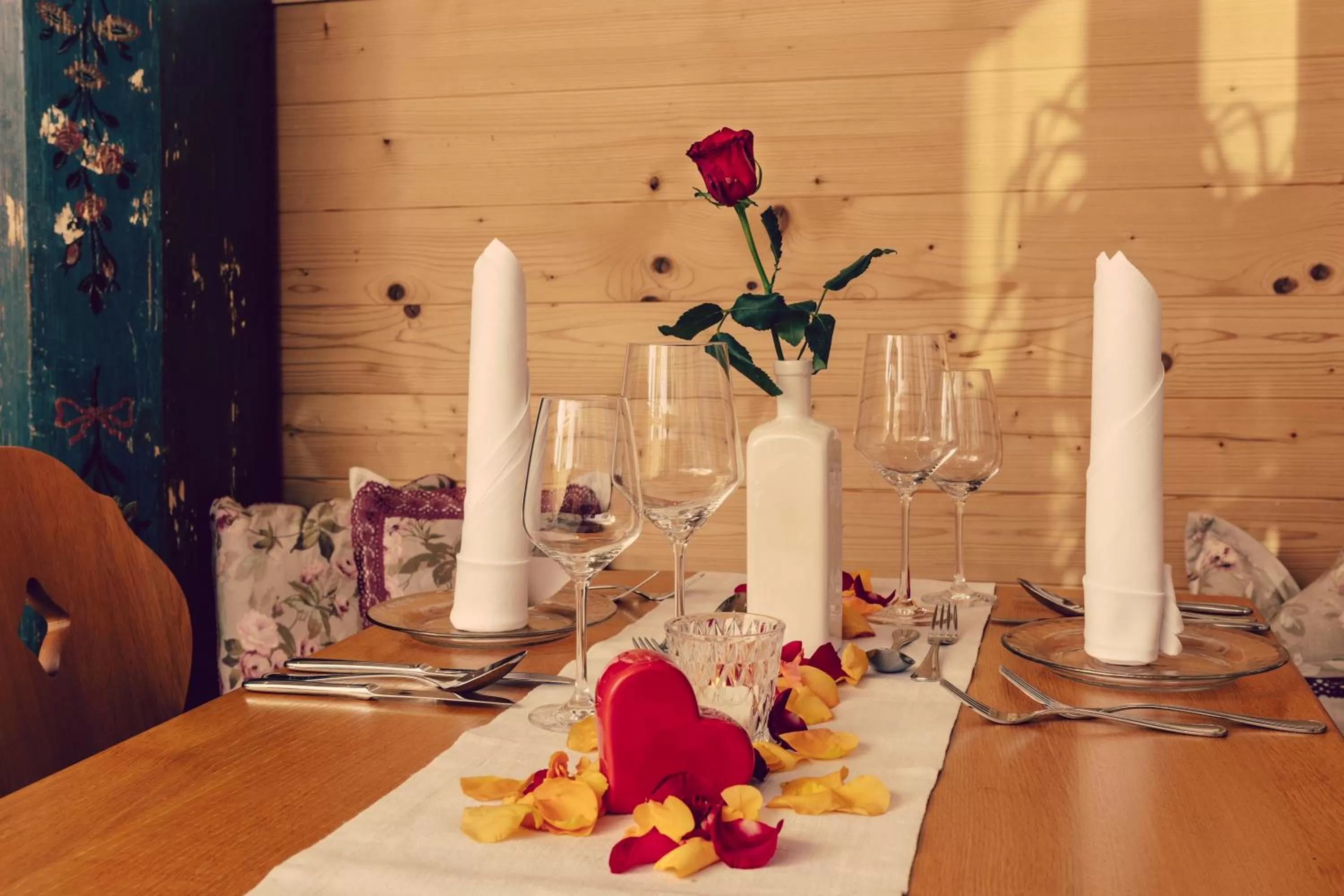 Restaurant/places to eat in Landhotel Hallnberg