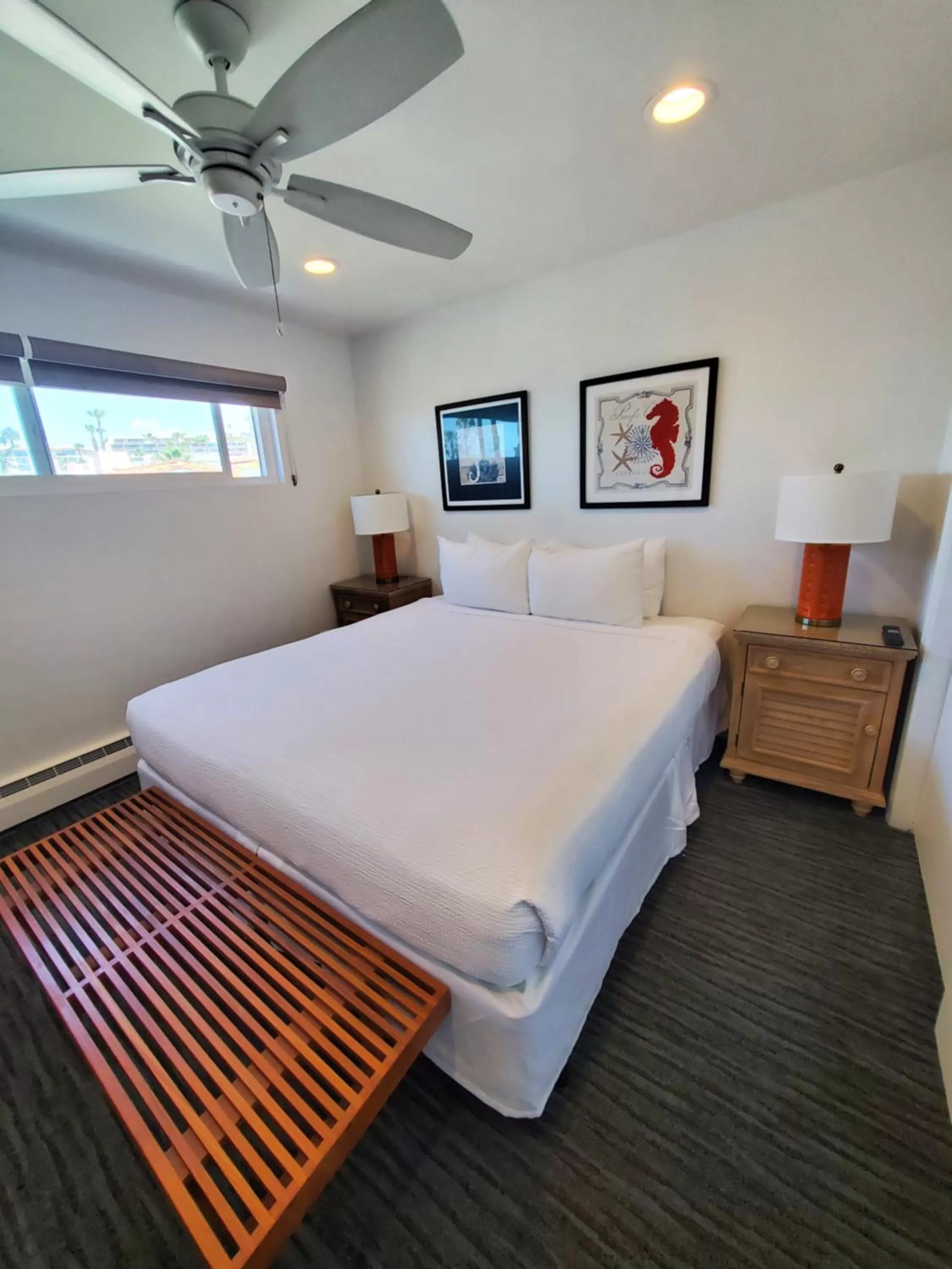 Bedroom, Bed in Sea Horse Resort