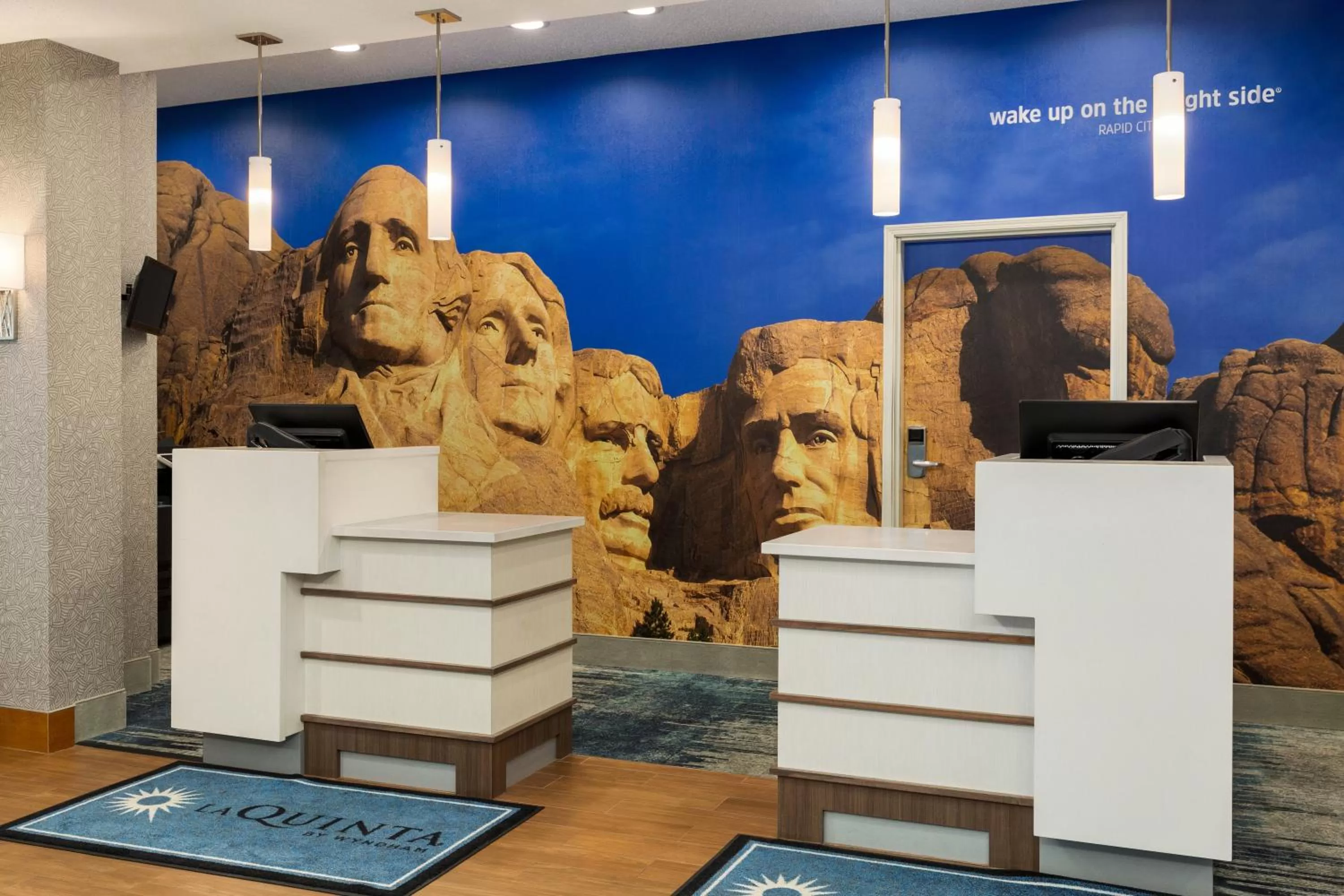 Lobby or reception in La Quinta Inn and Suites by Wyndham at WaTiki Waterpark