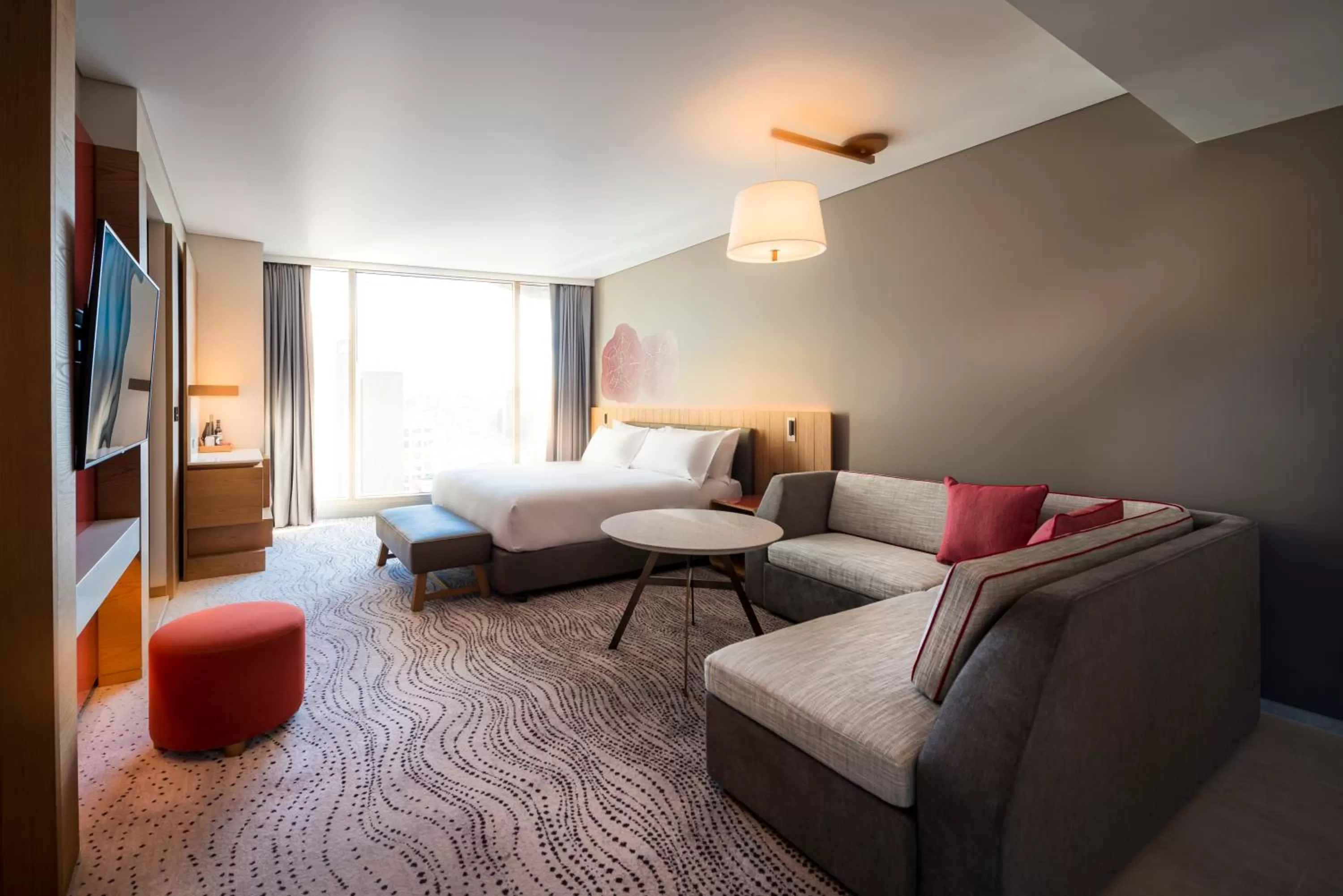 Living room, Bed in Crowne Plaza Hobart by IHG
