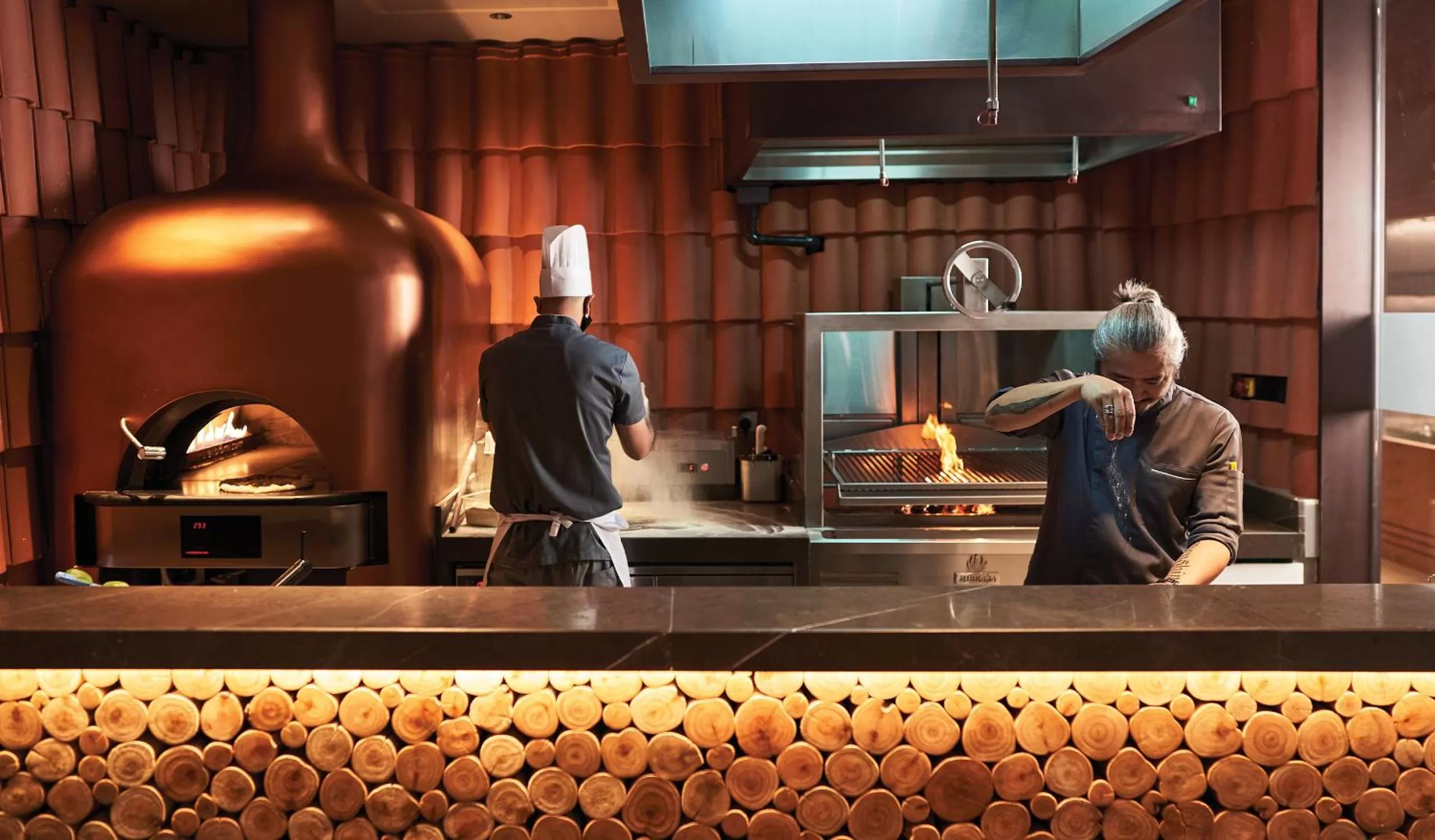 Restaurant/places to eat in Barcelo Business Bay Dubai - Formerly Revier Hotel