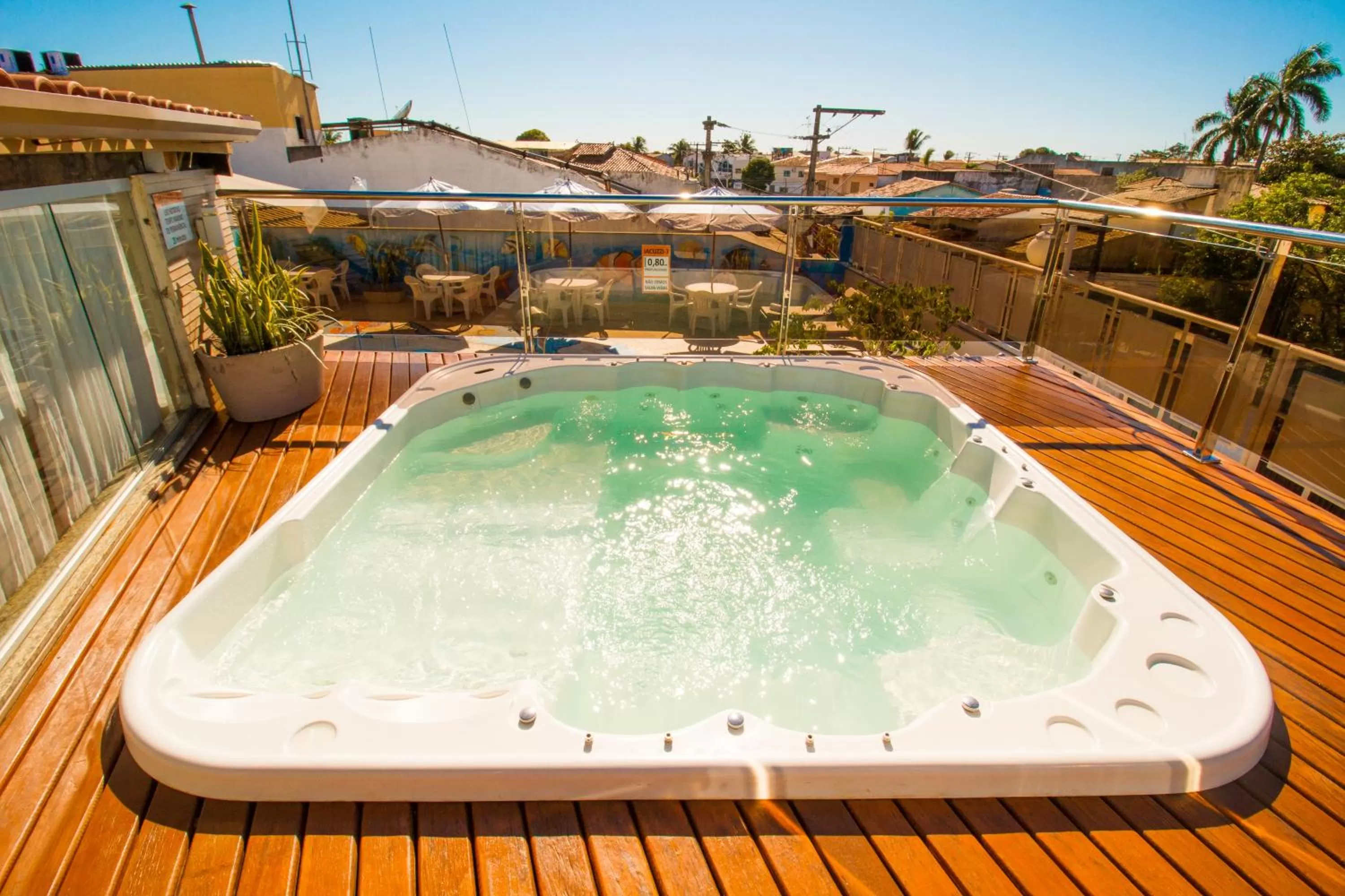 Hot Tub in Rede Andrade Terra Brasil