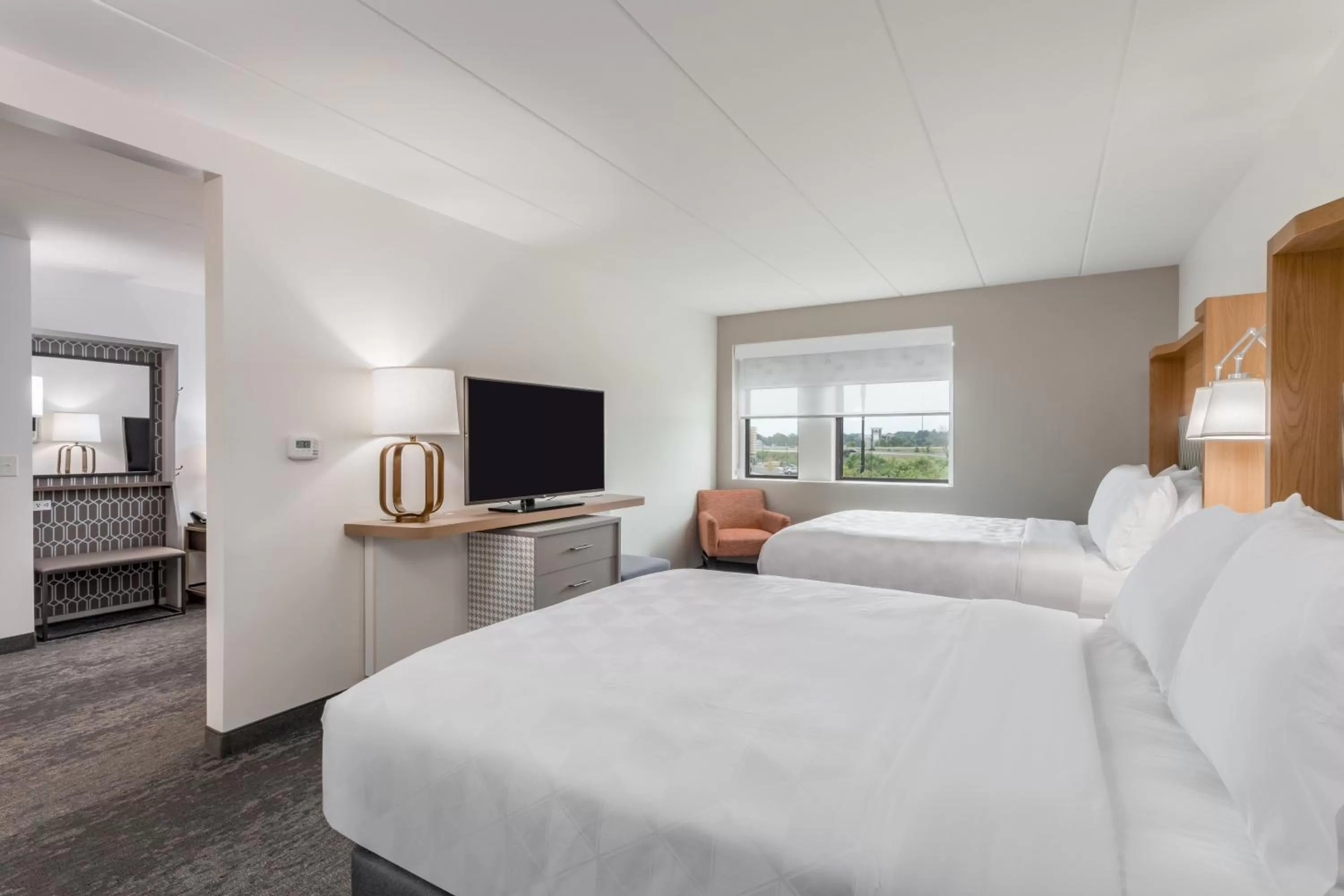 Photo of the whole room, Bed in Holiday Inn - Columbus by IHG