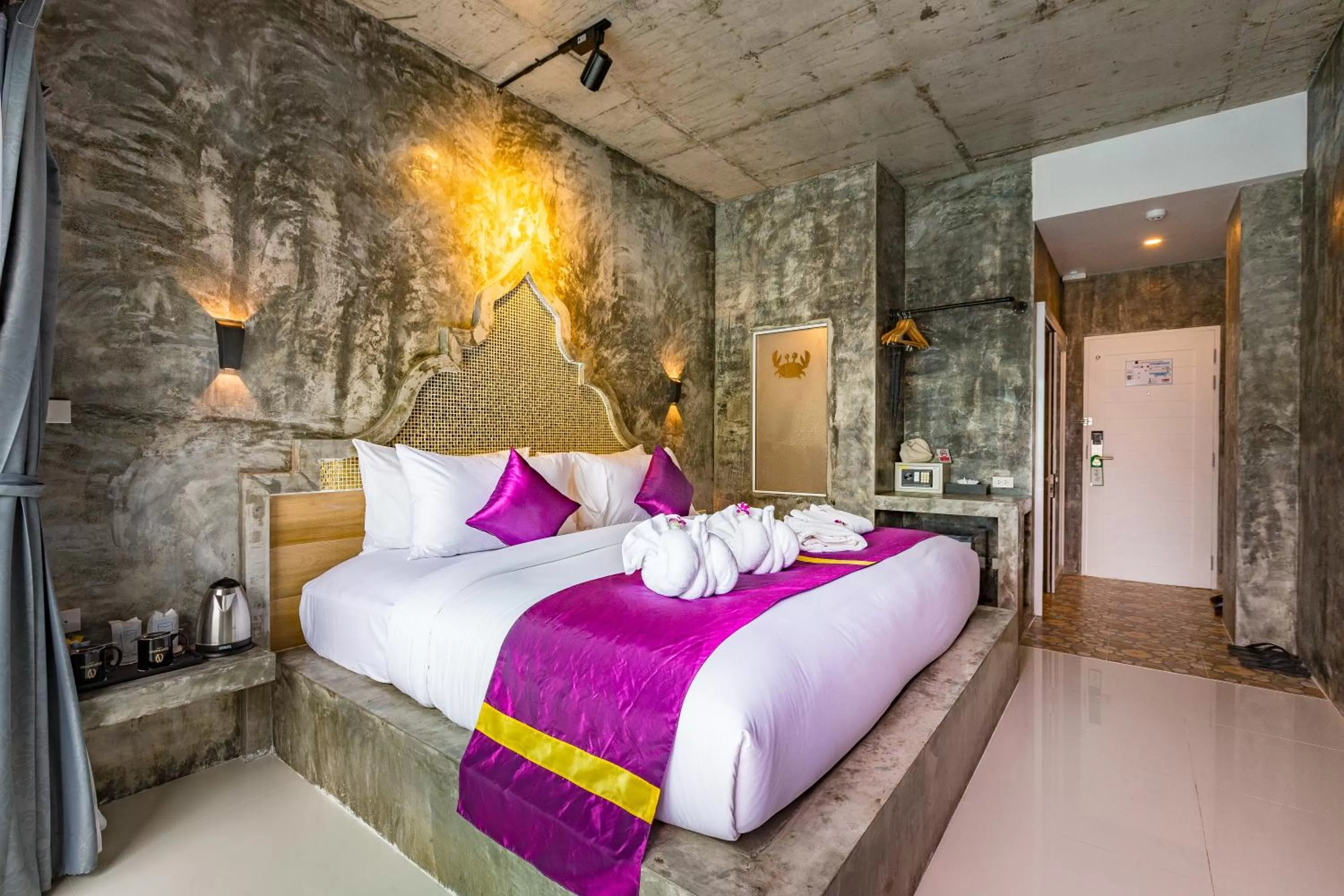Photo of the whole room, Bed in Maneetel Krabi Beachfront-SHA Plus