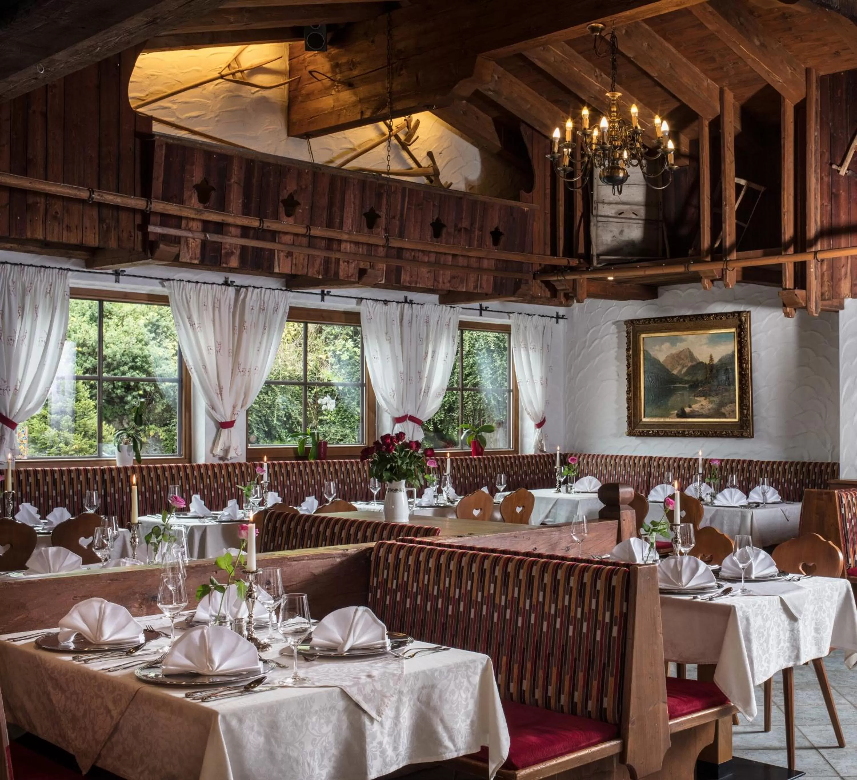 Restaurant/places to eat in Hotel Höhlenstein