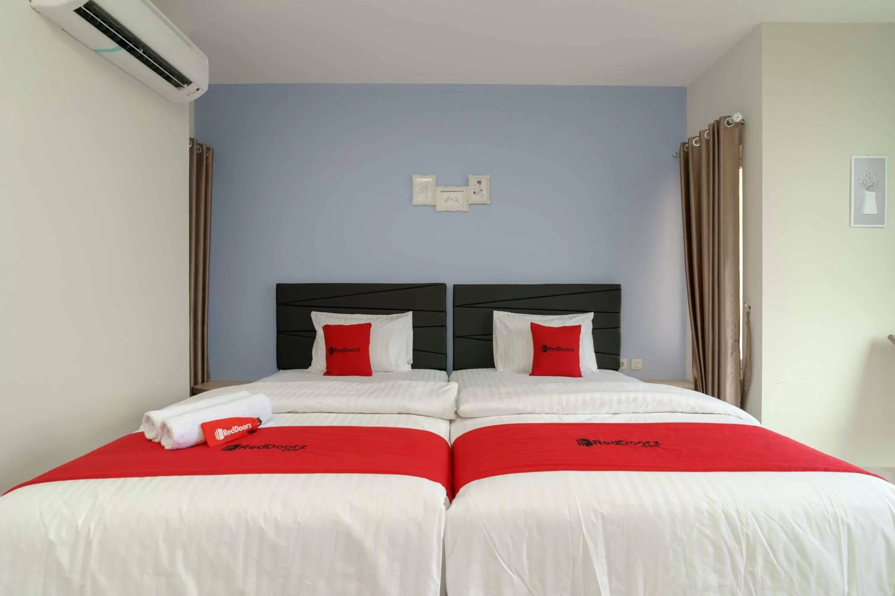 Bed in RedDoorz Plus near Eka Hospital BSD 5