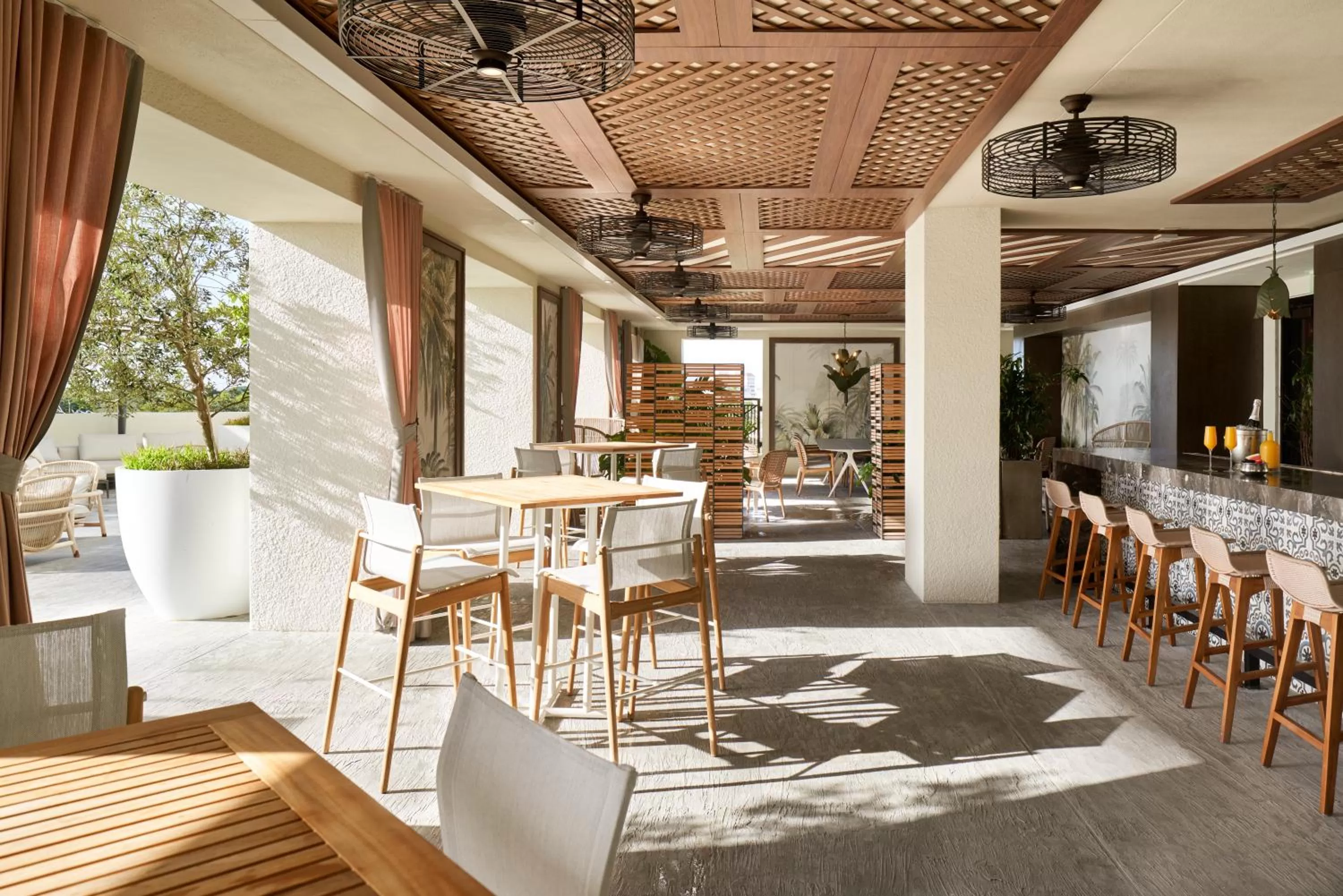 Restaurant/places to eat in THesis Hotel Miami Coral Gables, Curio Collection by Hilton