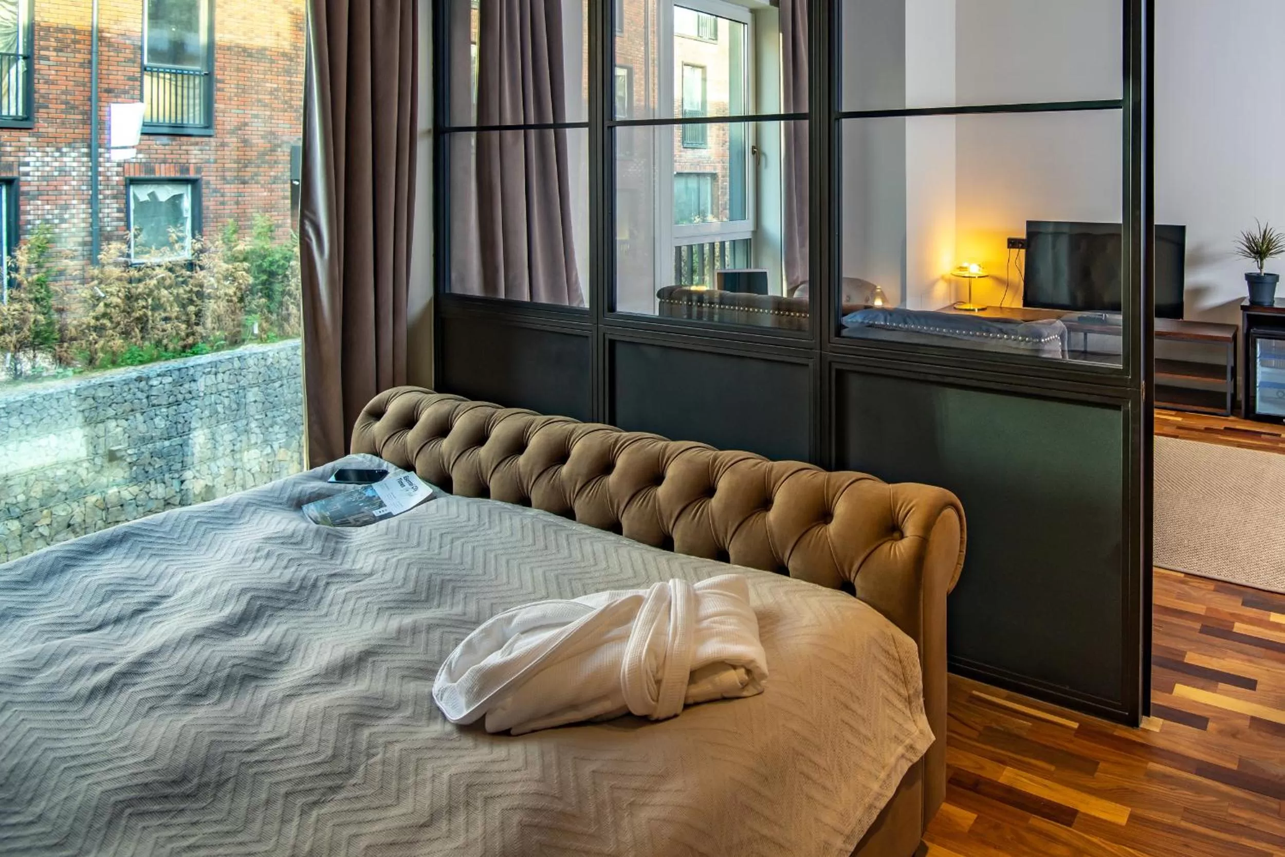 Warm House Apart Hotel