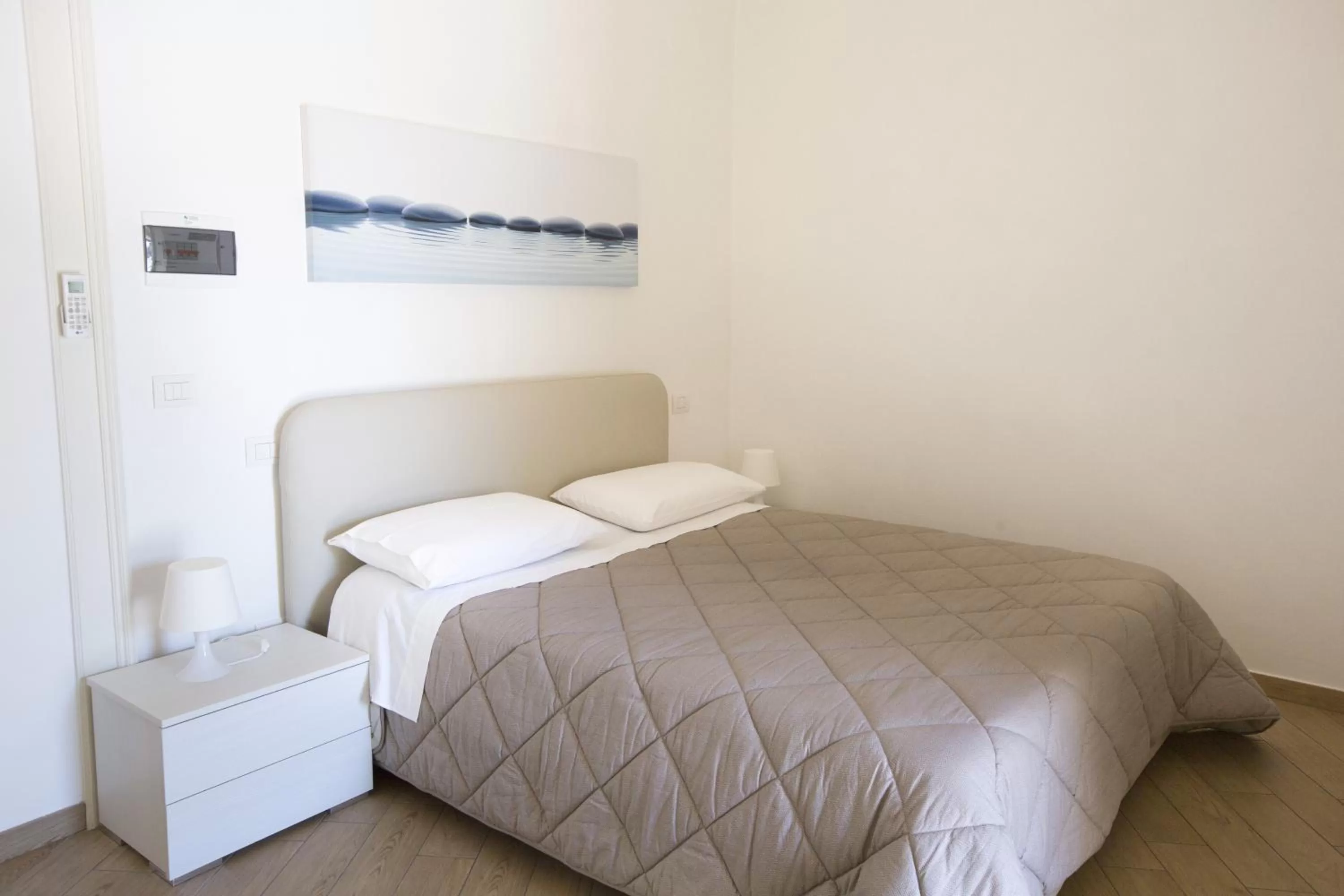 Bed in b&b San Nicandro