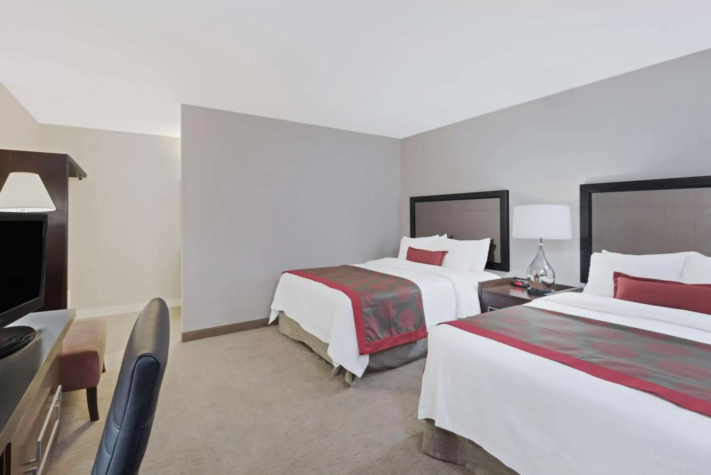 Double Room with Two Double Beds and Pool View - Non-Smoking in Ramada by Wyndham Boston Double Room with Two Double Beds and Pool View - Non-Smoking in Ramada by Wyndham Boston