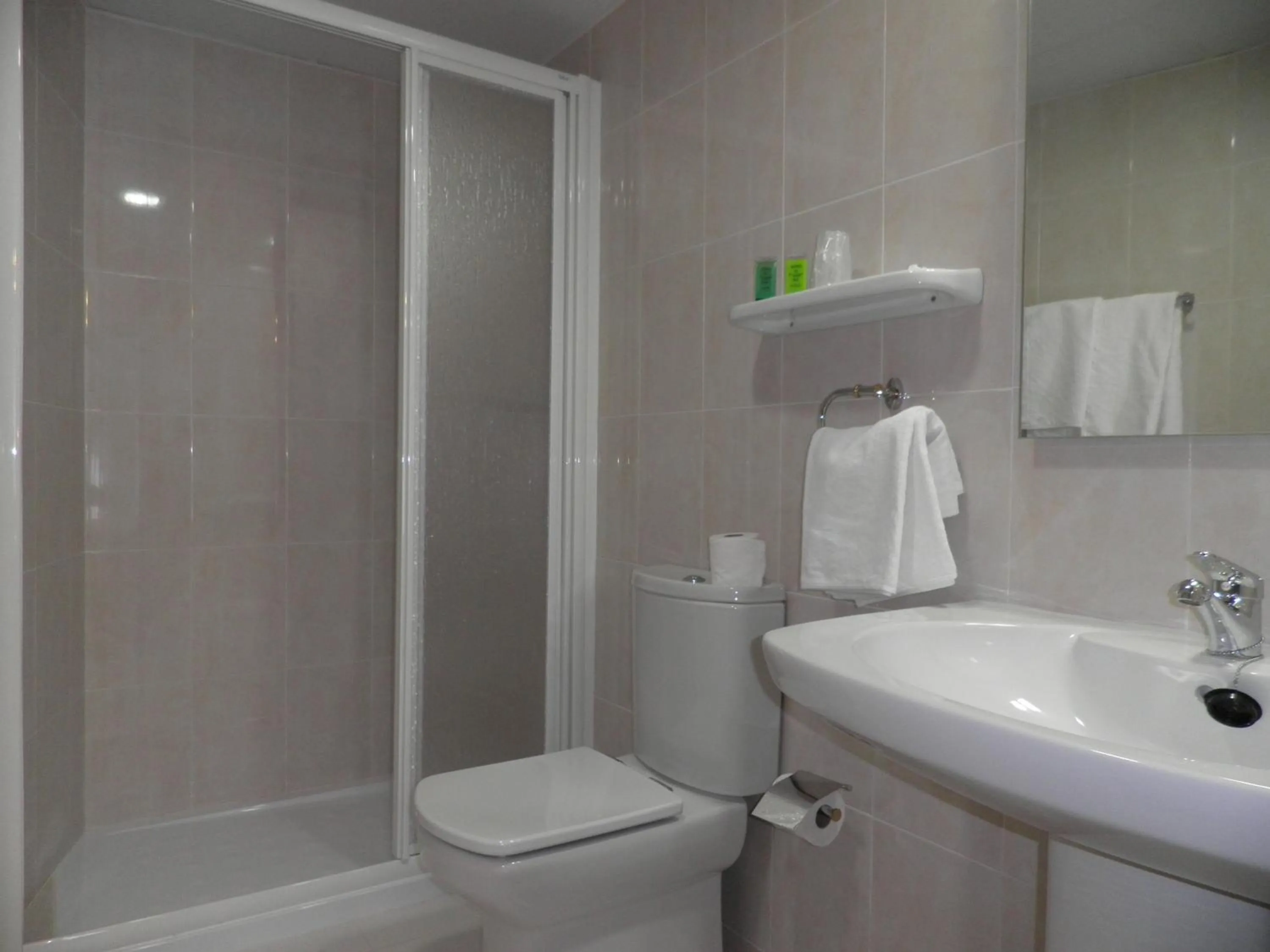 Bathroom in Hotel Meson de L’Ainsa