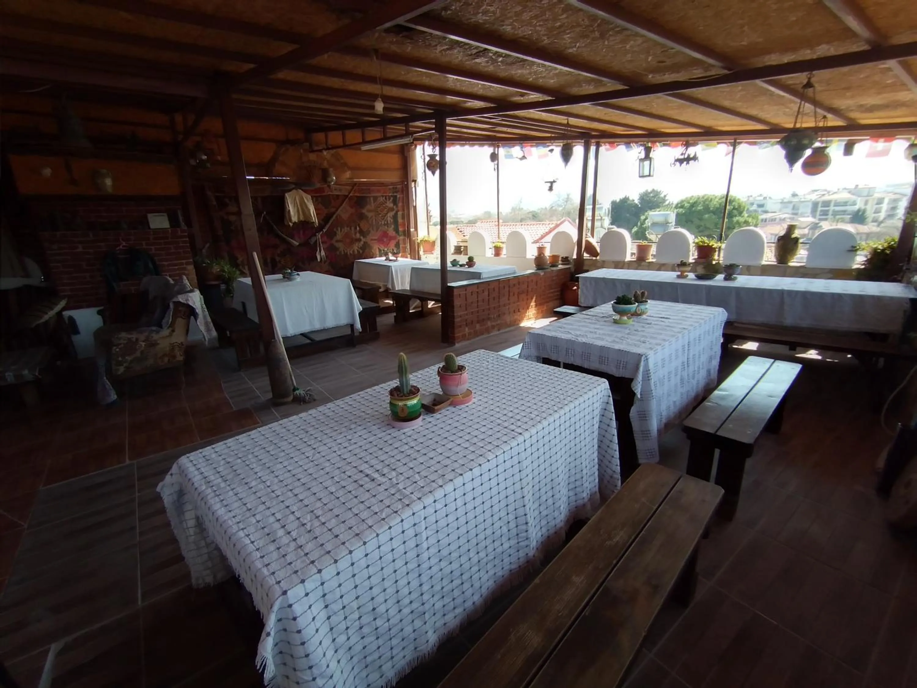 Balcony/Terrace, Bed in Anz Guest House Pansiyon