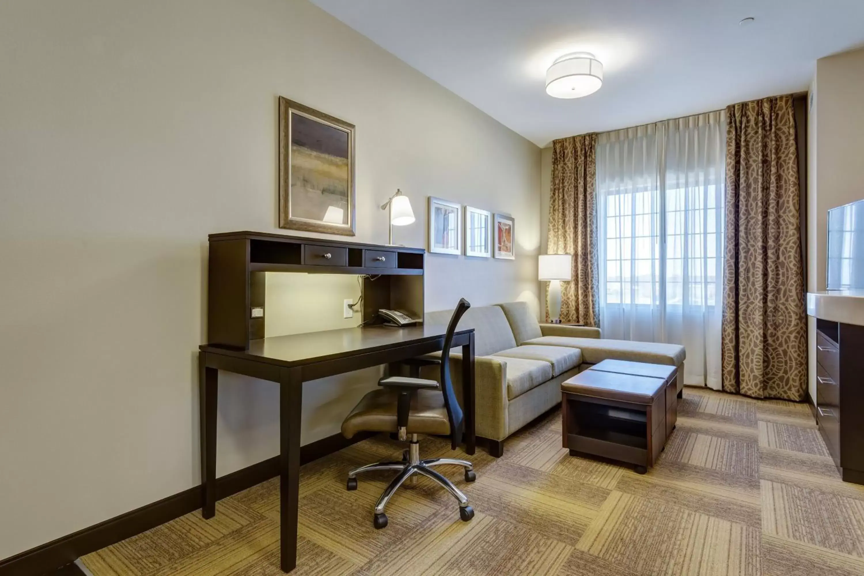 One-Bedroom Suite in Staybridge Suites St Louis - Westport, an IHG hotel One-Bedroom Suite in Staybridge Suites St Louis - Westport, an IHG hotel