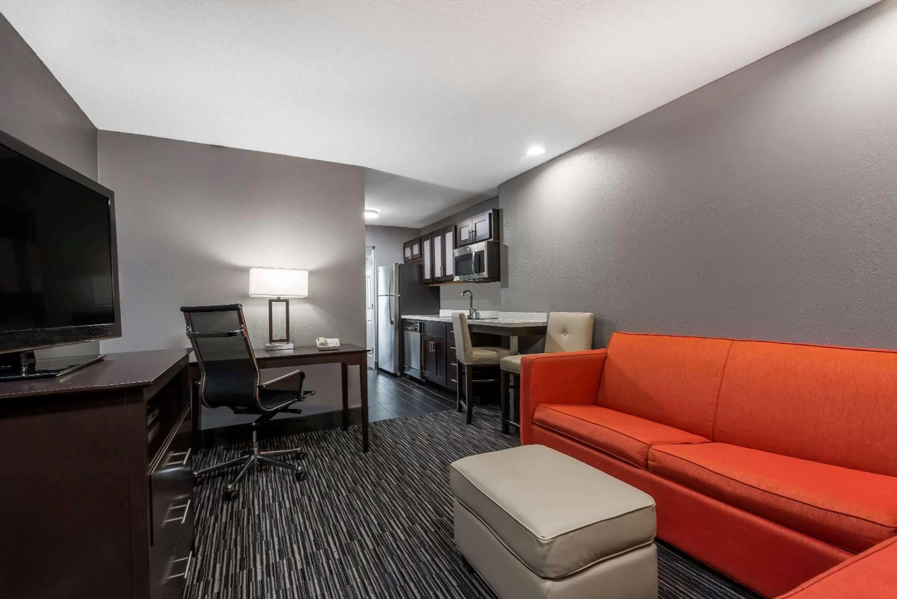 Photo of the whole room in Hawthorn Extended Stay by Wyndham Columbus West