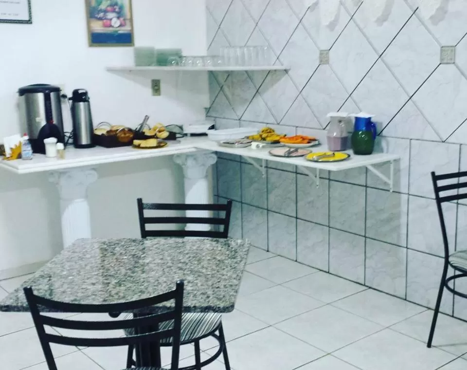 Kitchen/Kitchenette in Hotel Pousada Sinos