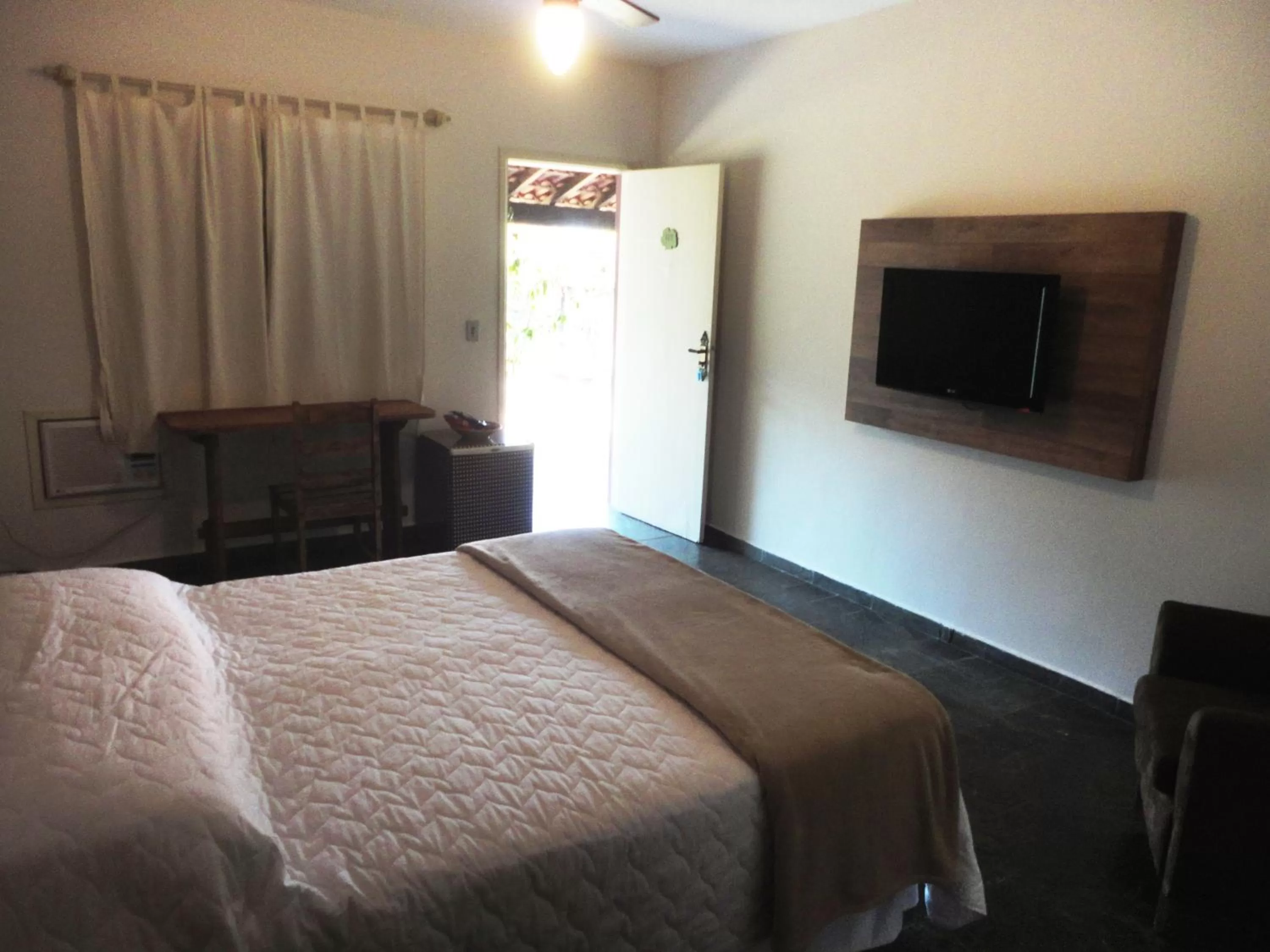 Decorative detail, Bed in Pousada Flor da Serra