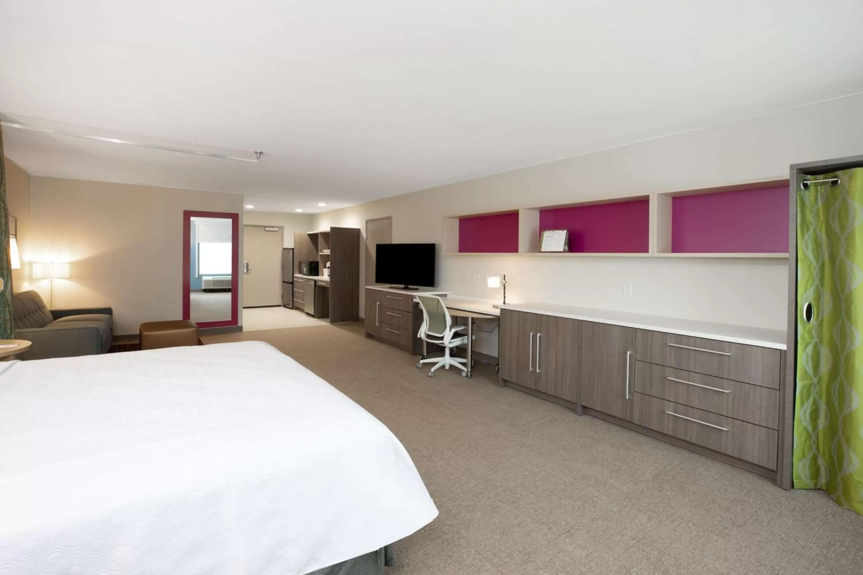 Bedroom, Bed in Home2 Suites by Hilton Houston Bush Intercontinental Airport Iah Beltway 8