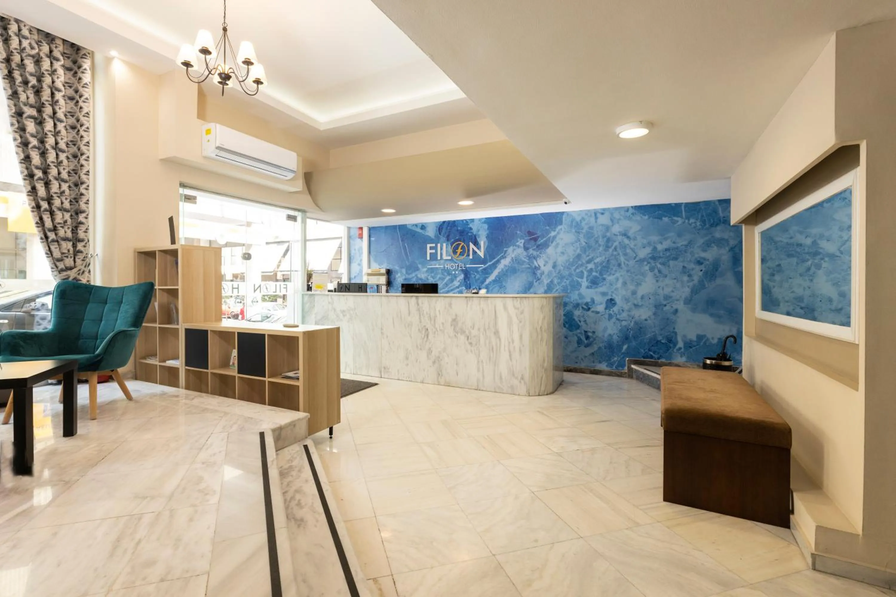 Lobby or reception in Filon