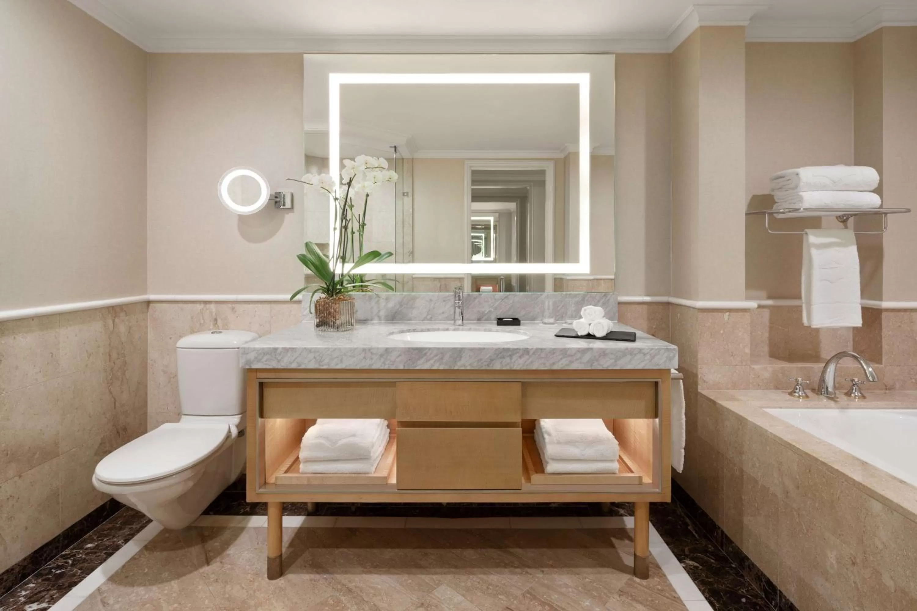 Bathroom in Shangri-La Sydney