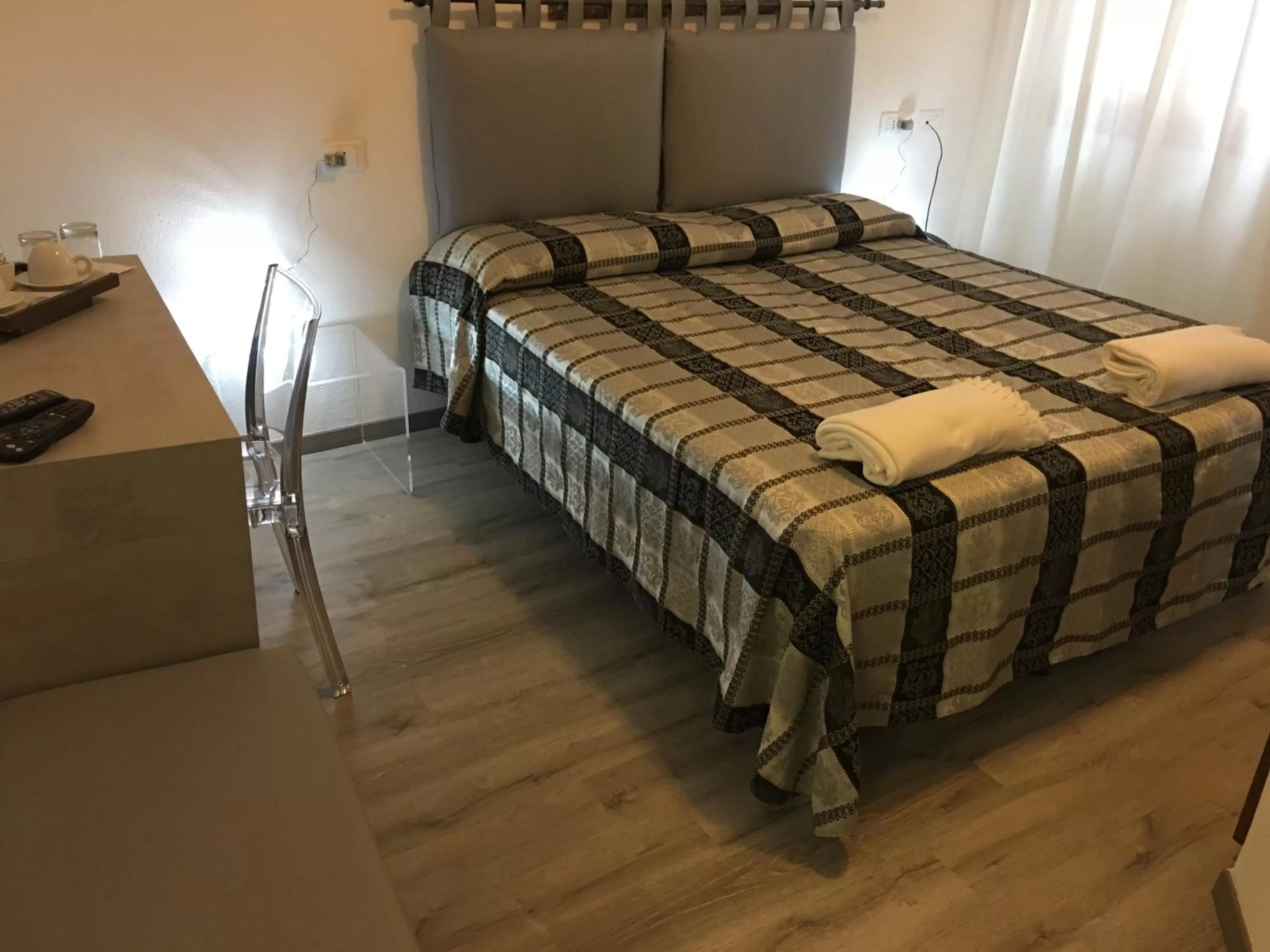 Bed in Albergo Marin