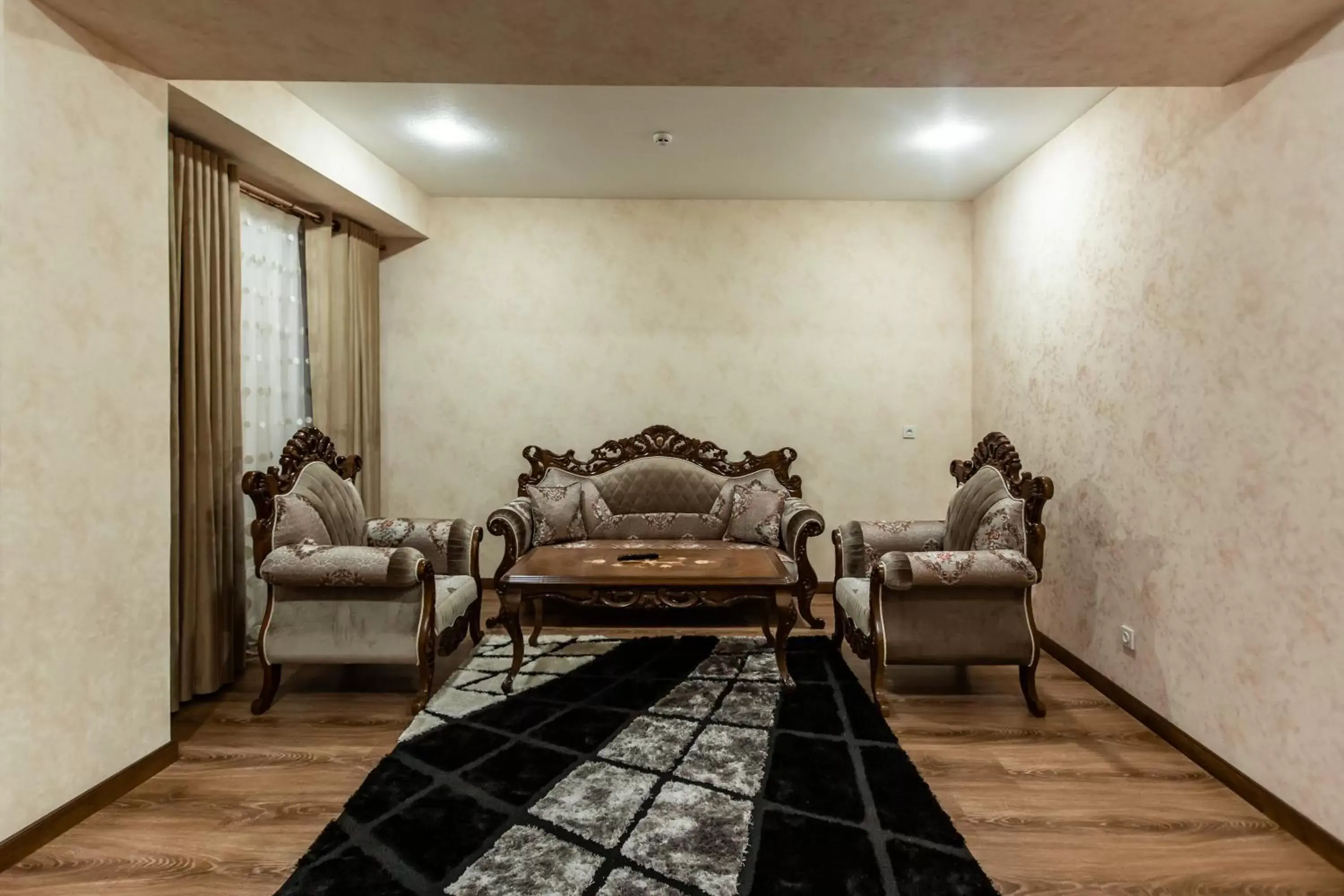 King Suite in OydinPlaza Hotel King Suite in OydinPlaza Hotel