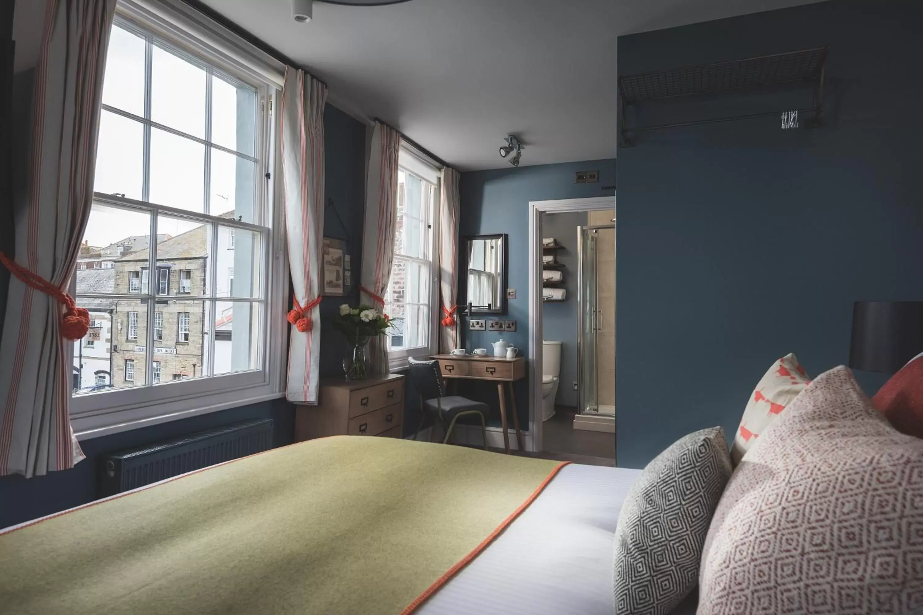 King Room - single occupancy in Chainlocker King Room - single occupancy in Chainlocker