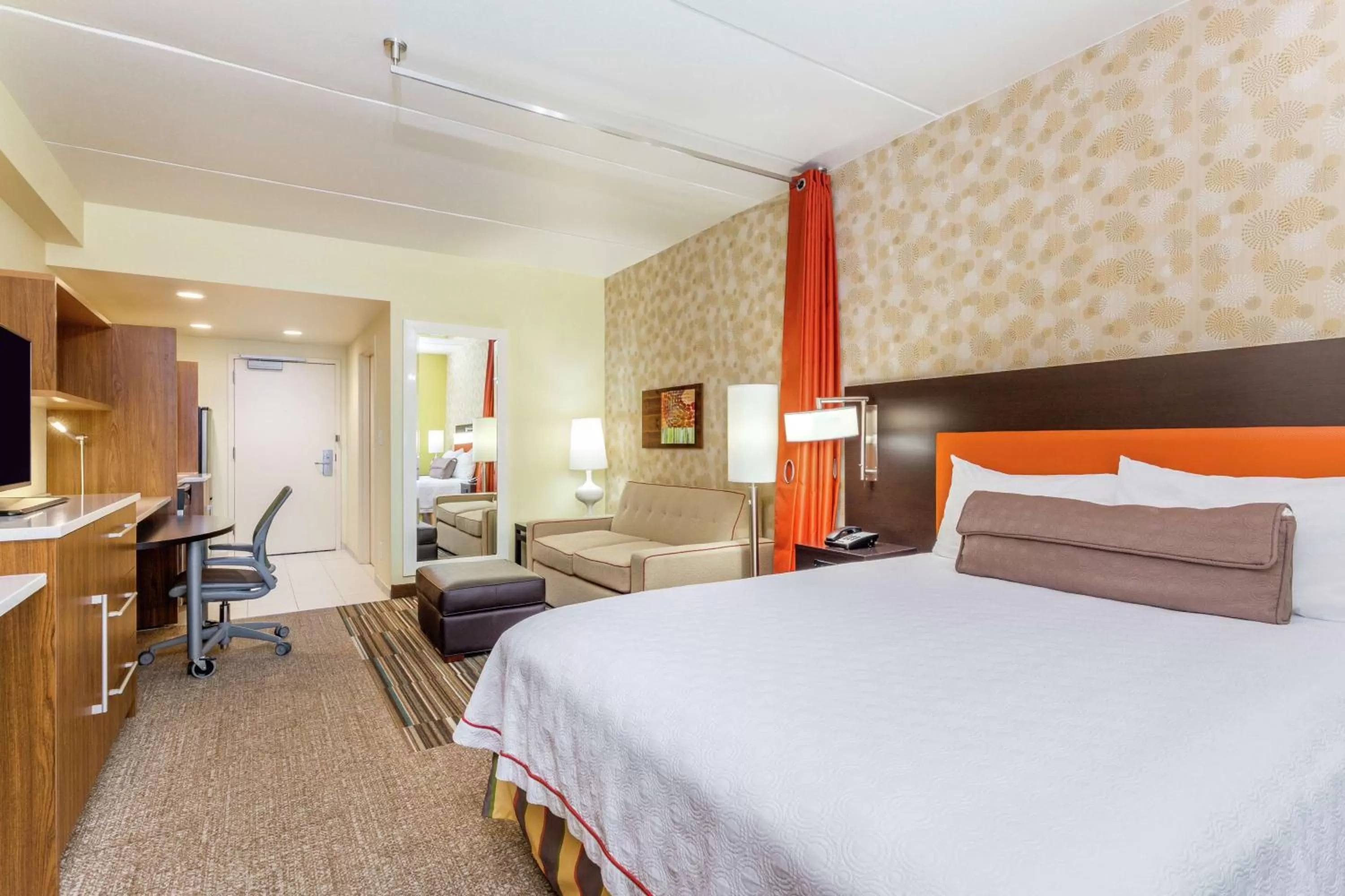 Bedroom, Bed in Home2 Suites by Hilton Albany Airport/Wolf Rd