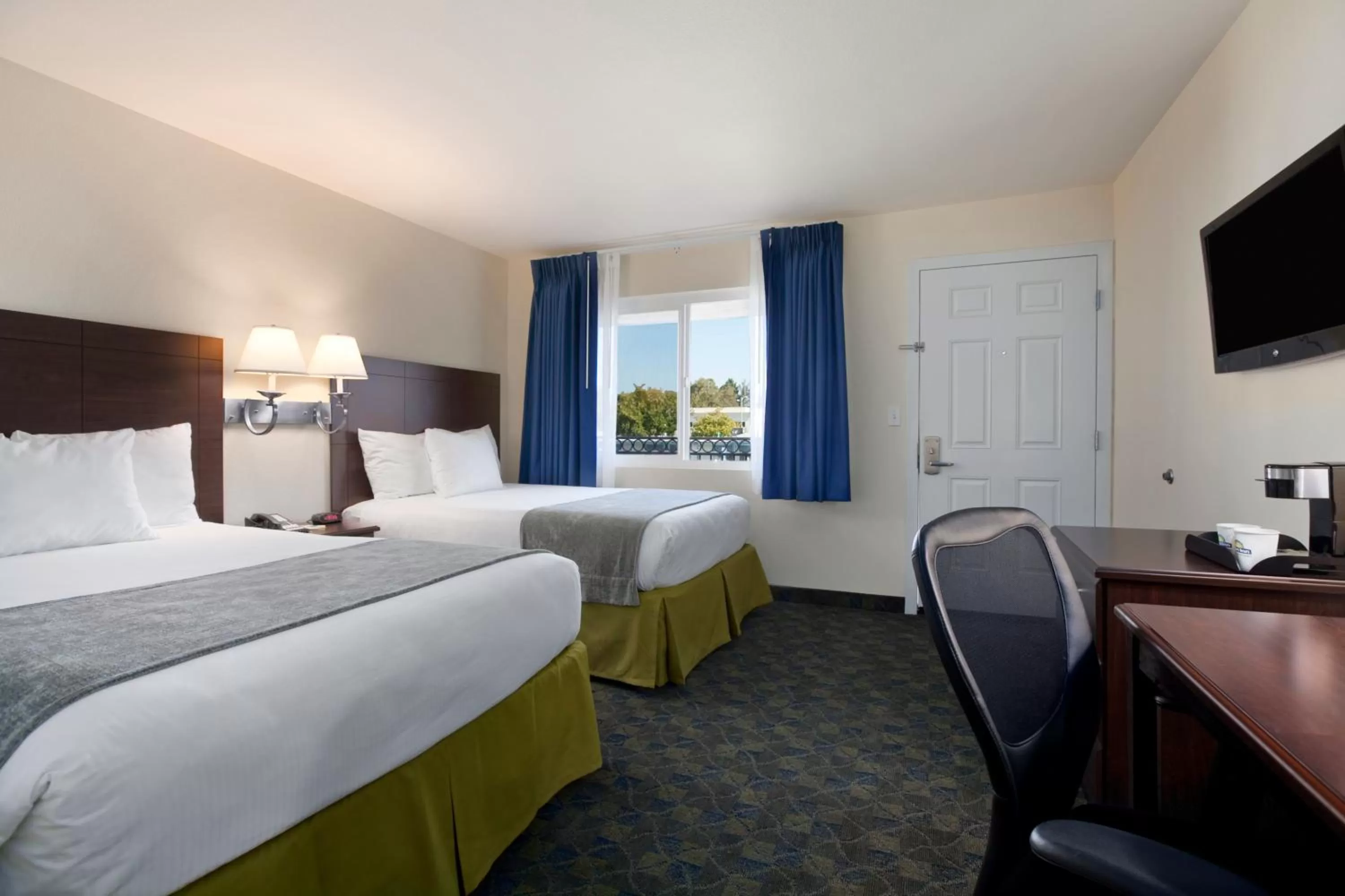 Photo of the whole room, Bed in Days Inn by Wyndham Santa Maria