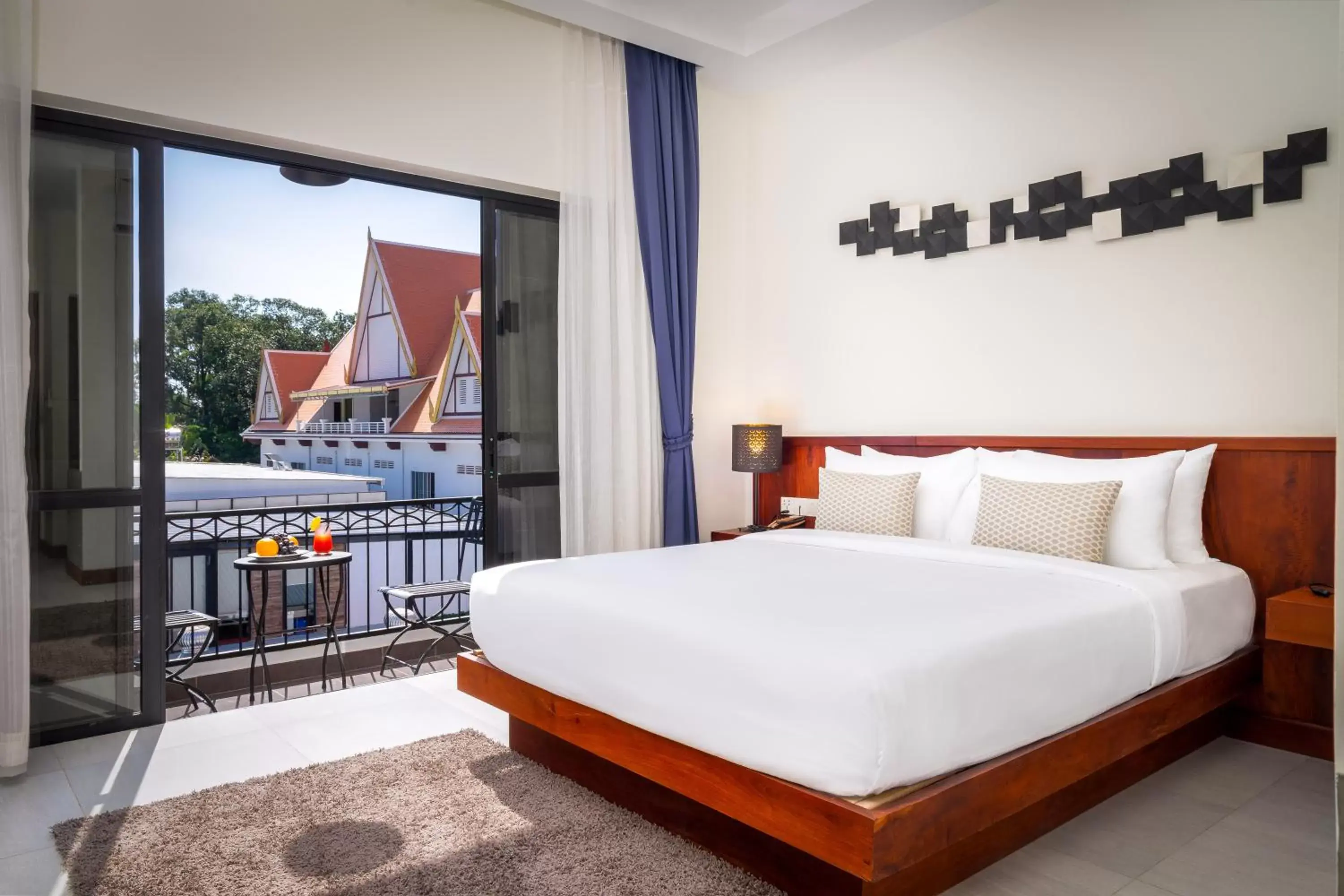 Classic Room with Balcony in Blanc Smith Residence Classic Room with Balcony in Blanc Smith Residence