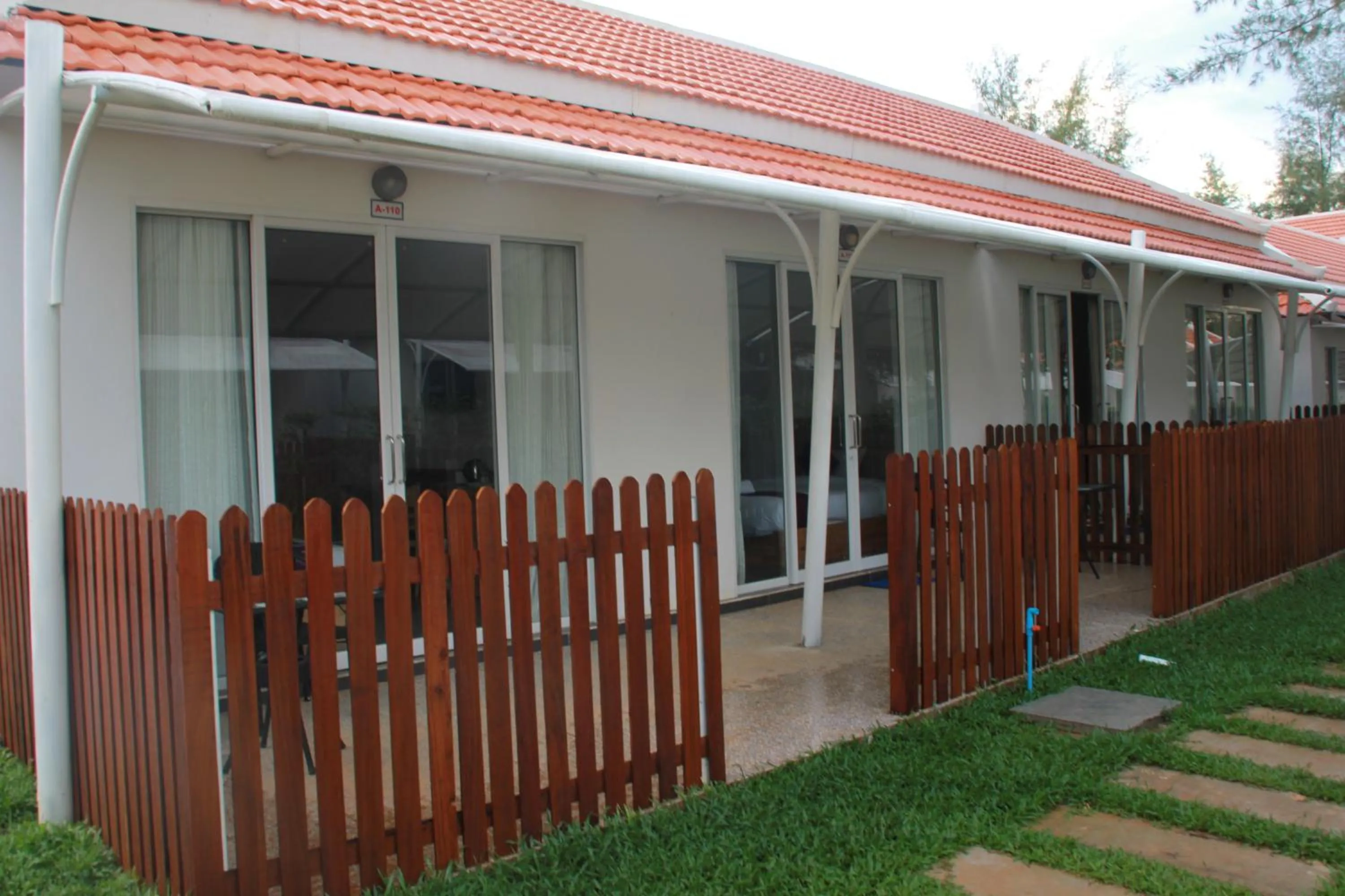 Facade/entrance in Good Time Resort