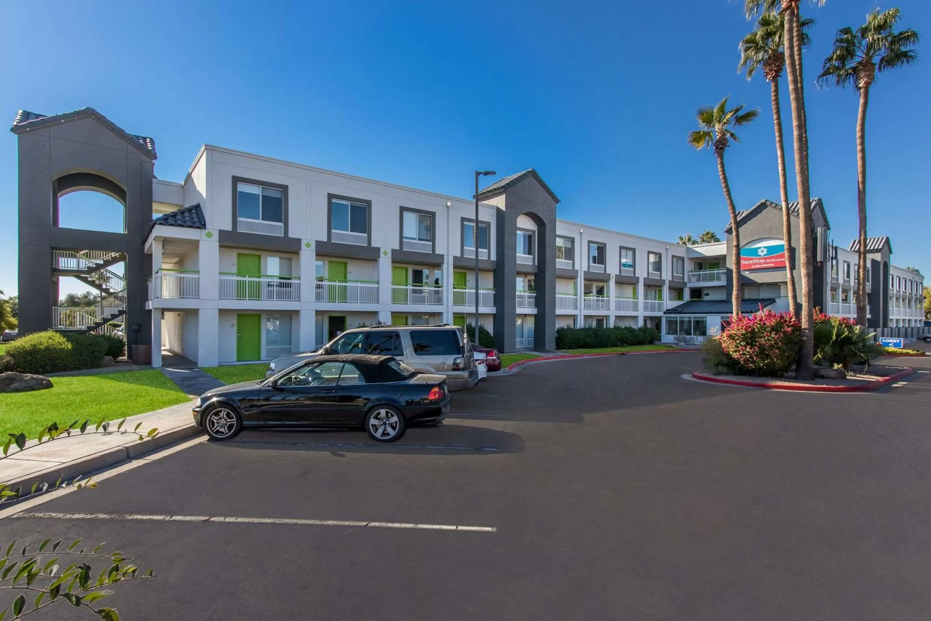 Property building in Revival Scottsdale Studios