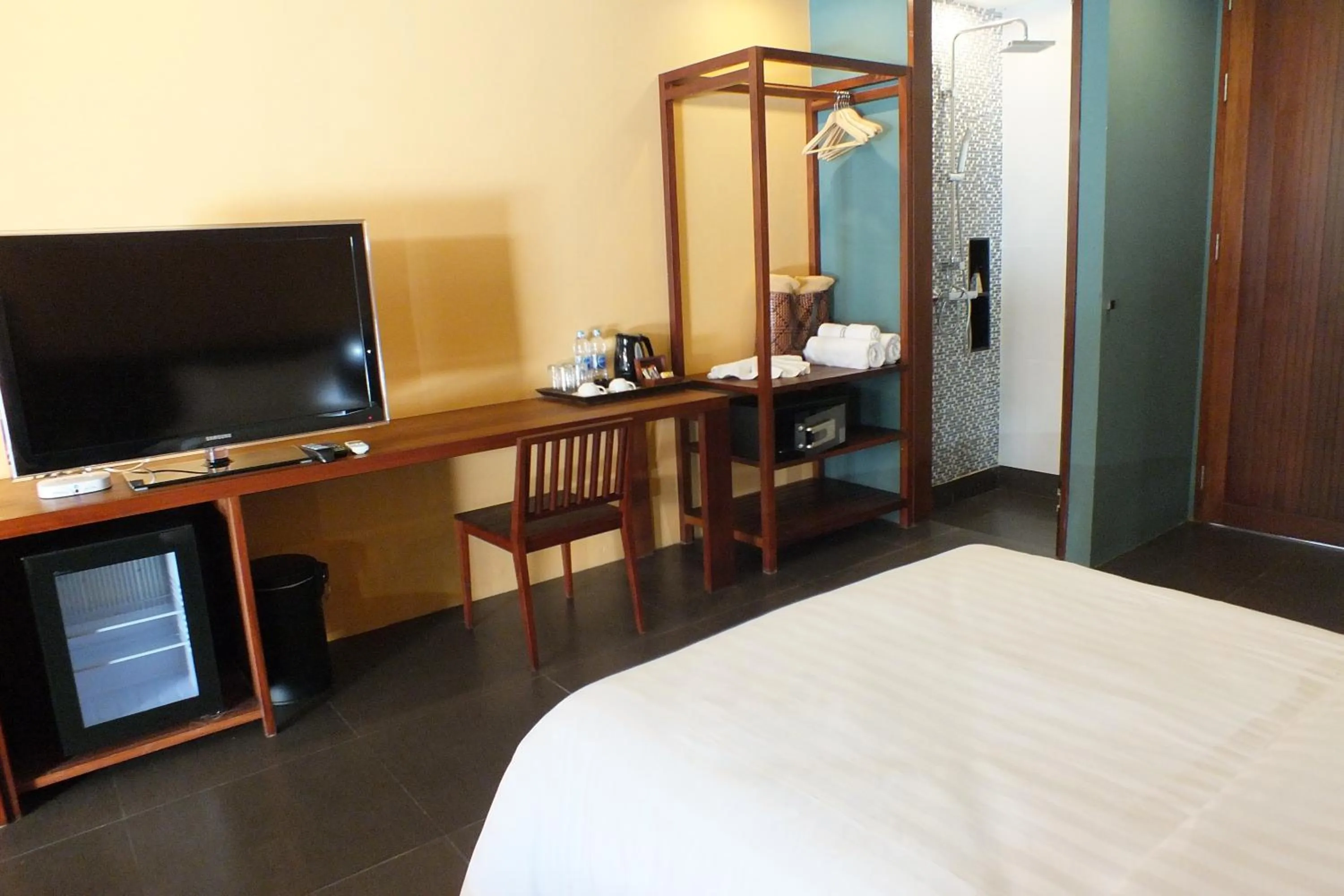 Photo of the whole room, Bed in Avatar Railay-Adults Only