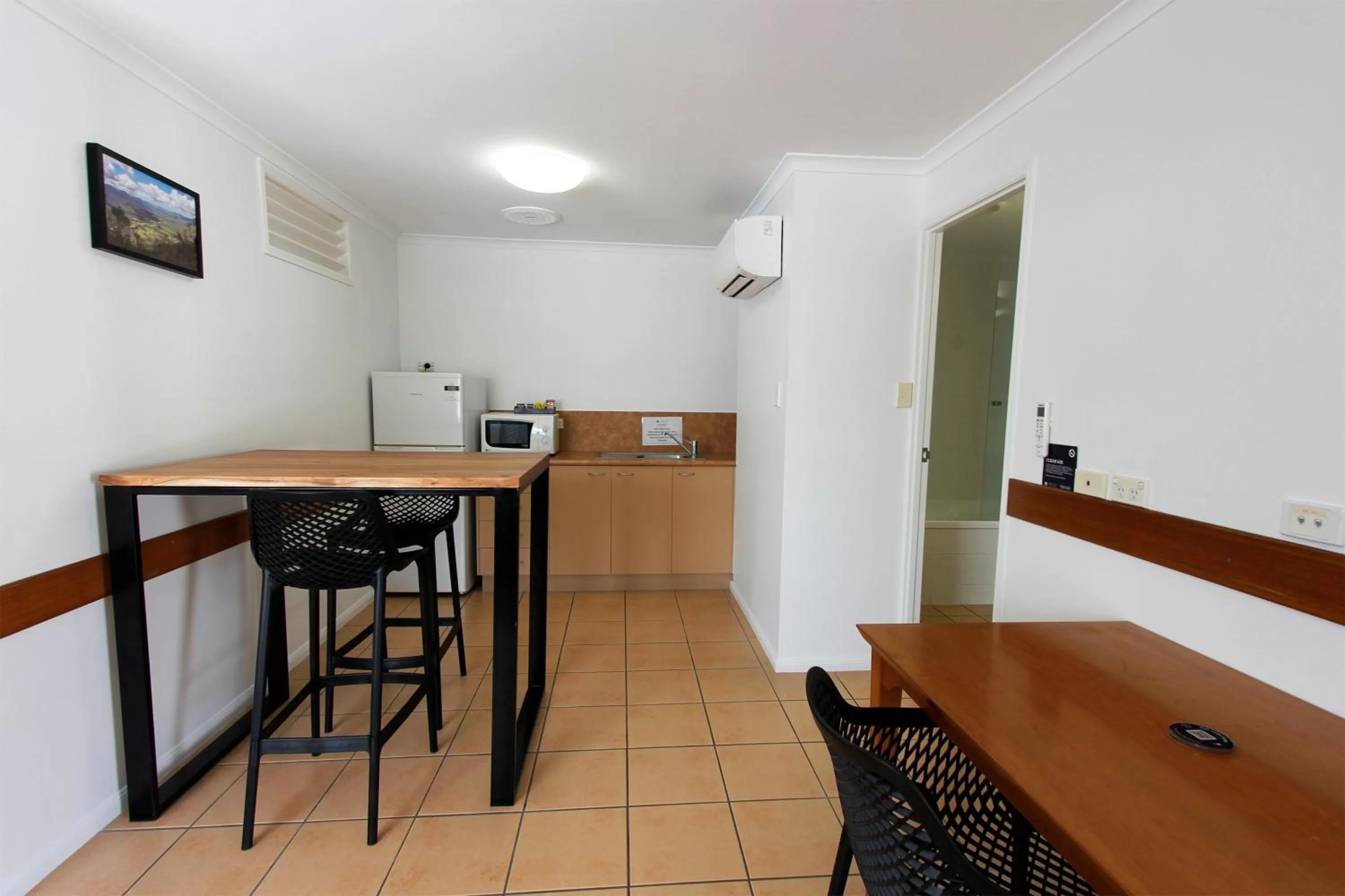 Kitchen or kitchenette in Windmill Motel & Events Centre
