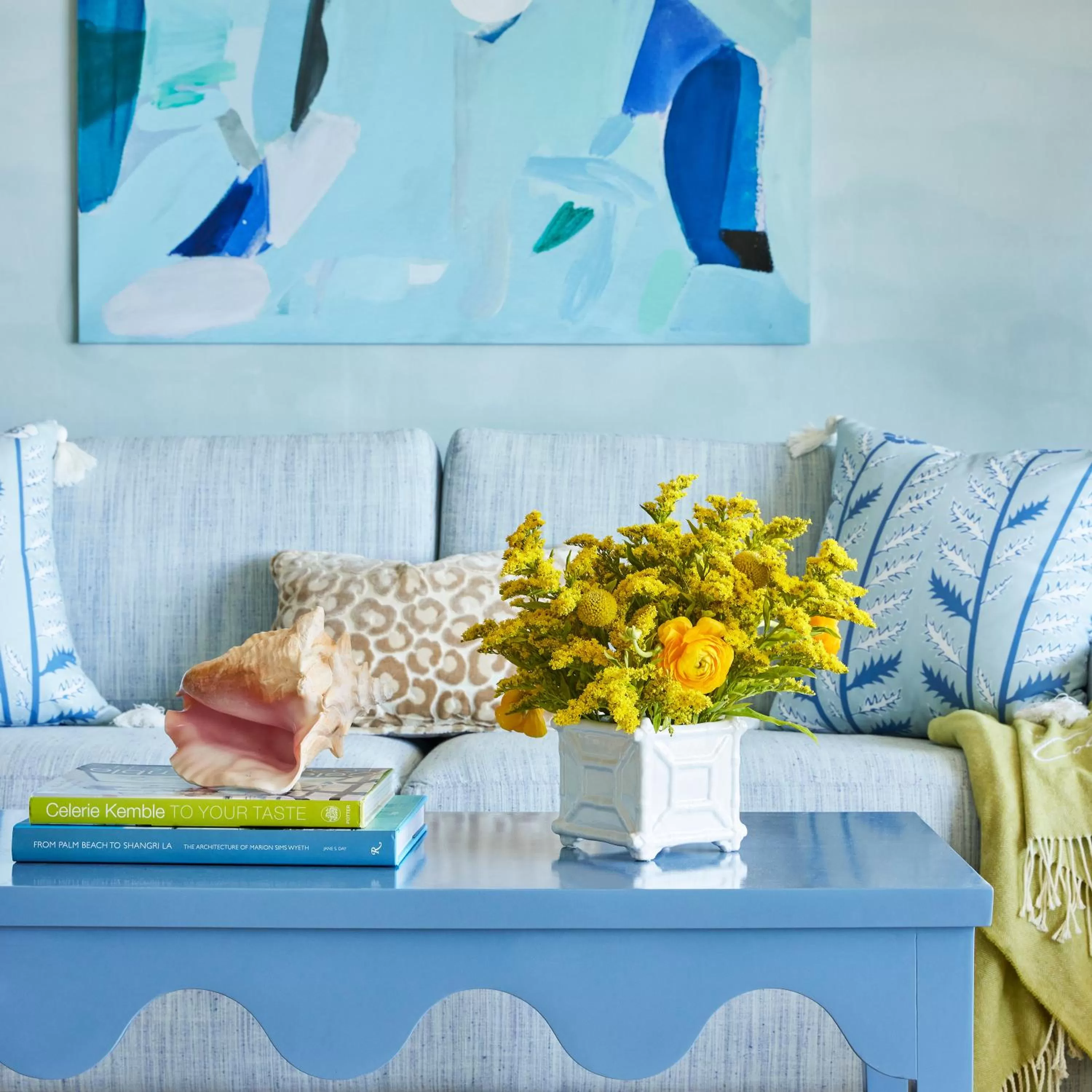 Living room in The Colony Hotel