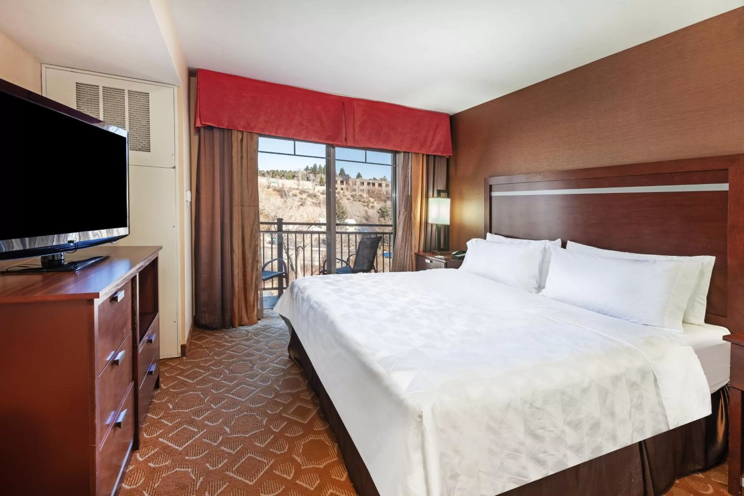 One-Bedroom King Suite with Balcony in Holiday Inn & Suites Durango Downtown, an IHG Hotel